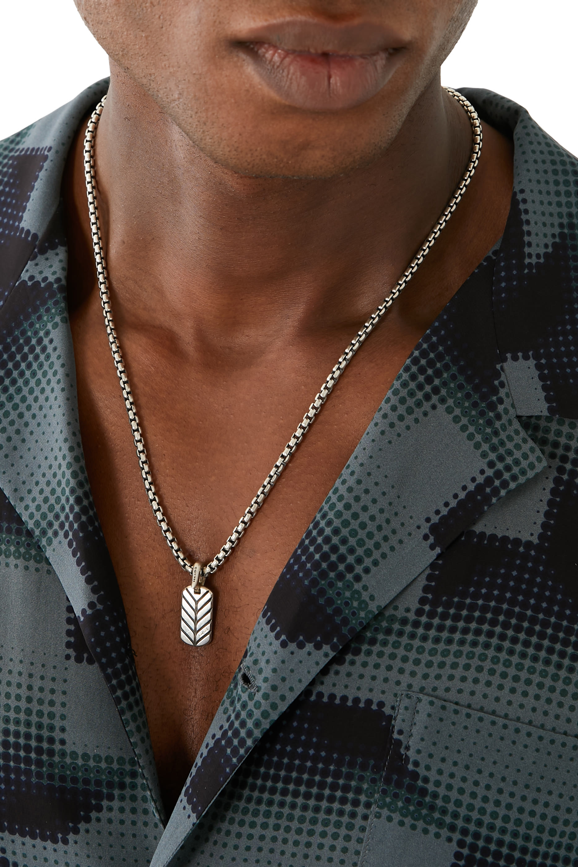 دلاية بنقشة شيفرون فضة إسترلينية مرصعة بحجر ملاكيت