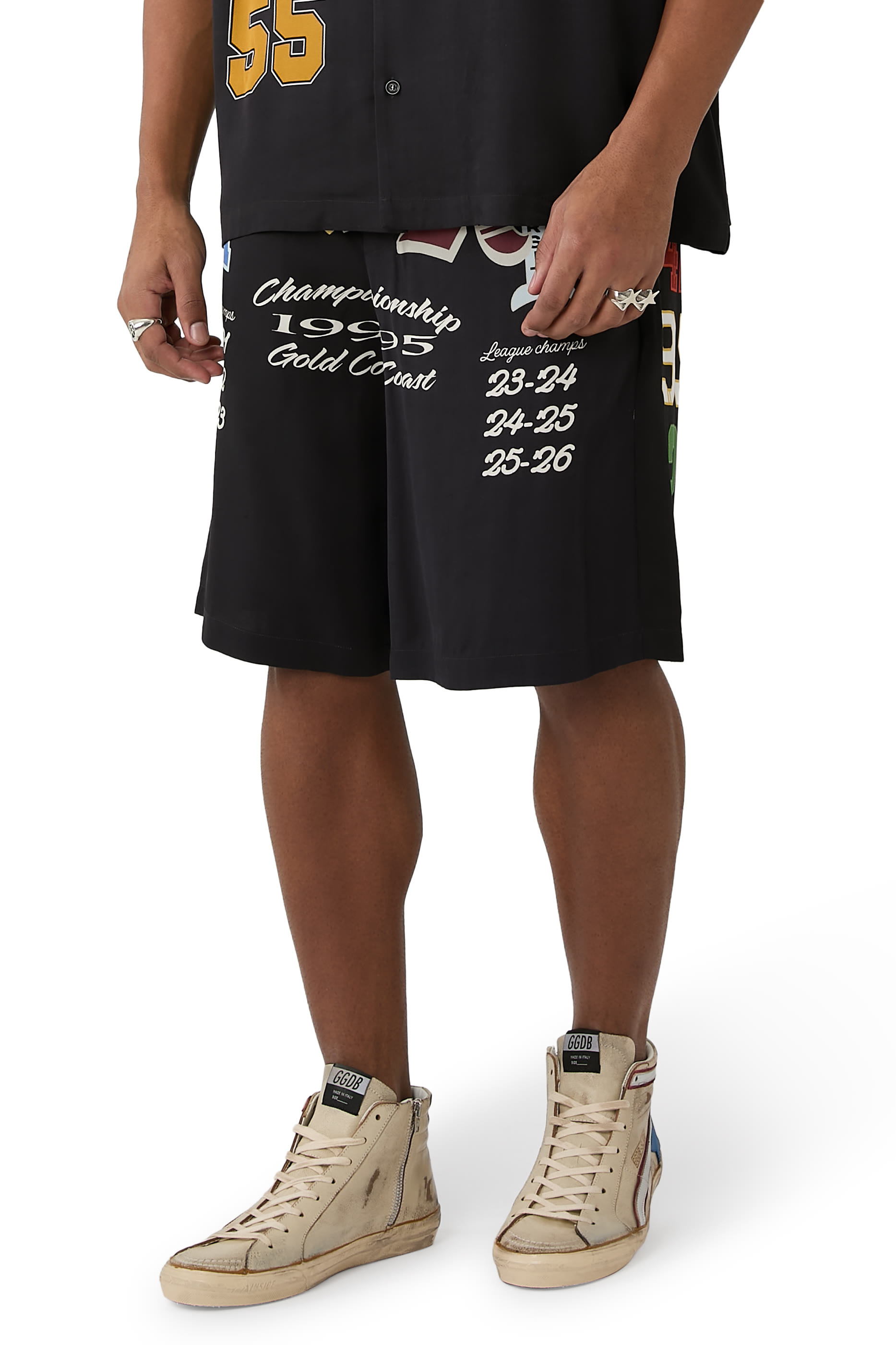 سنيكرز فينتج بتصميم سهل الارتداء