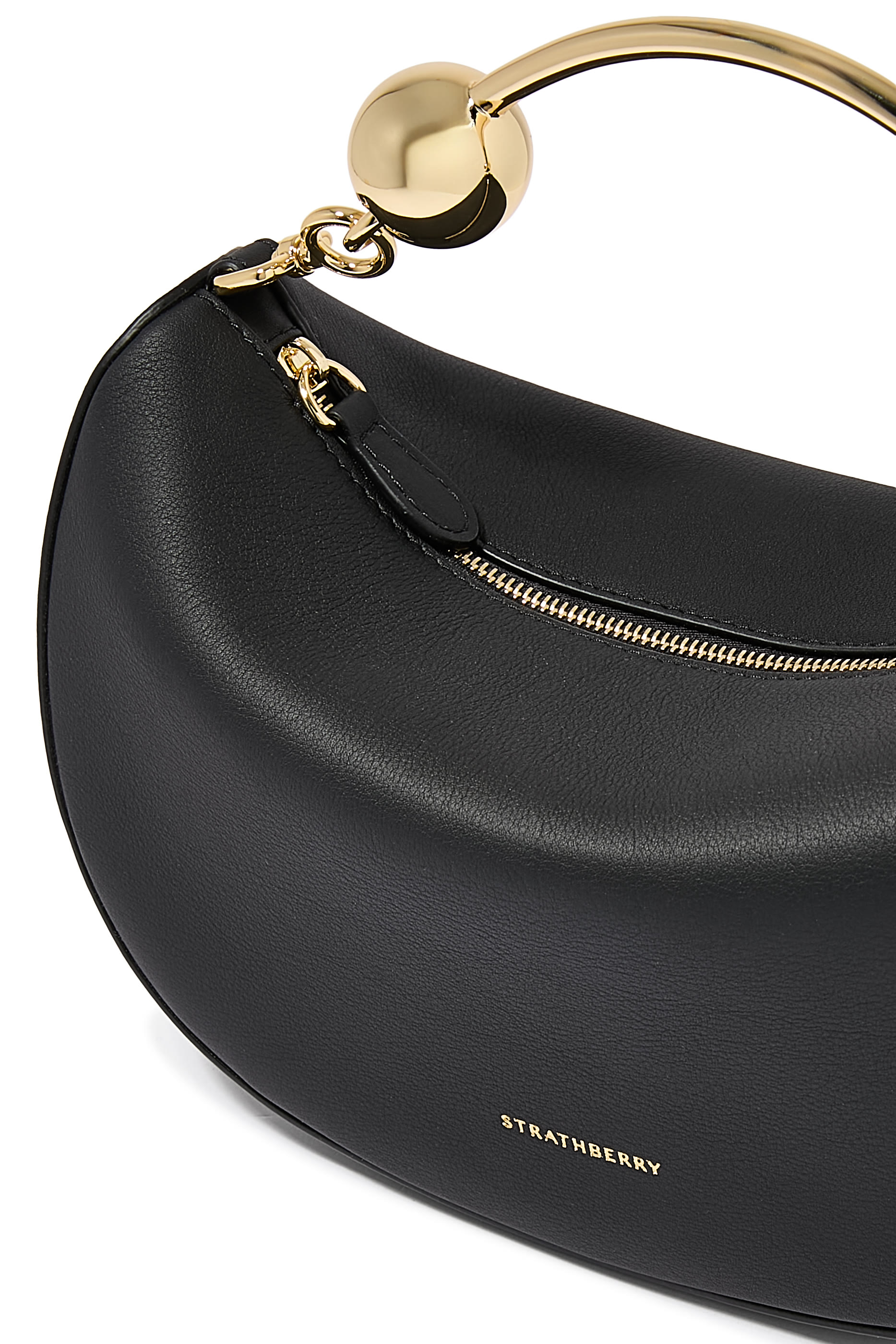 حقيبة صغيرة بتصميم مقوس