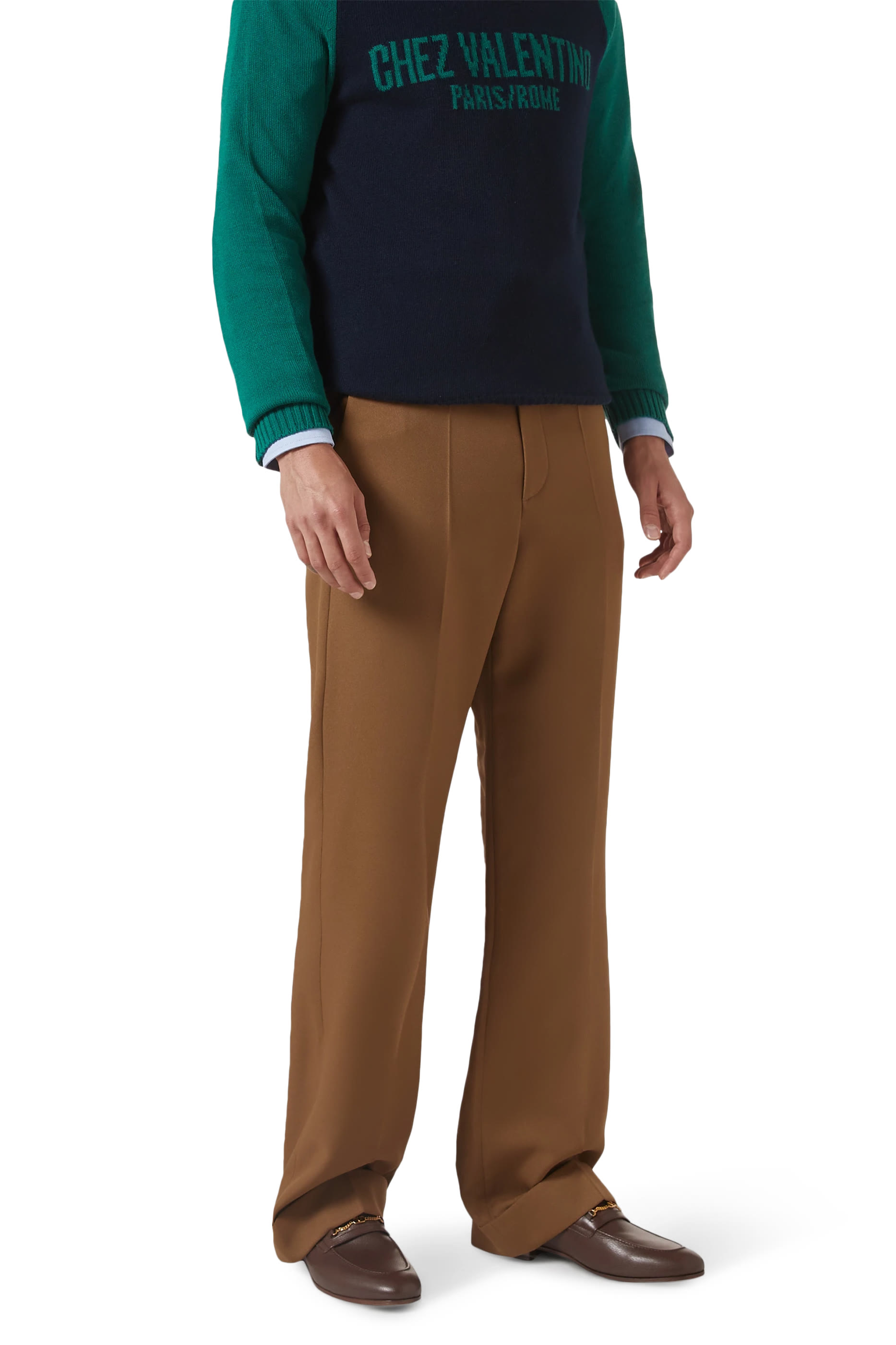 حذاء سهل الارتداء بشعار الماركة جلد جدي