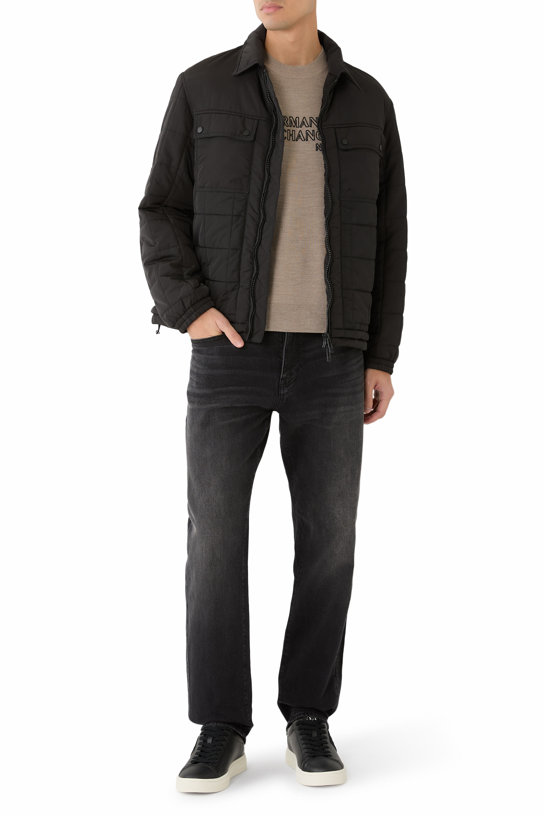 بنطال جينز بقصة ضيقة بشعار الماركة دينم 