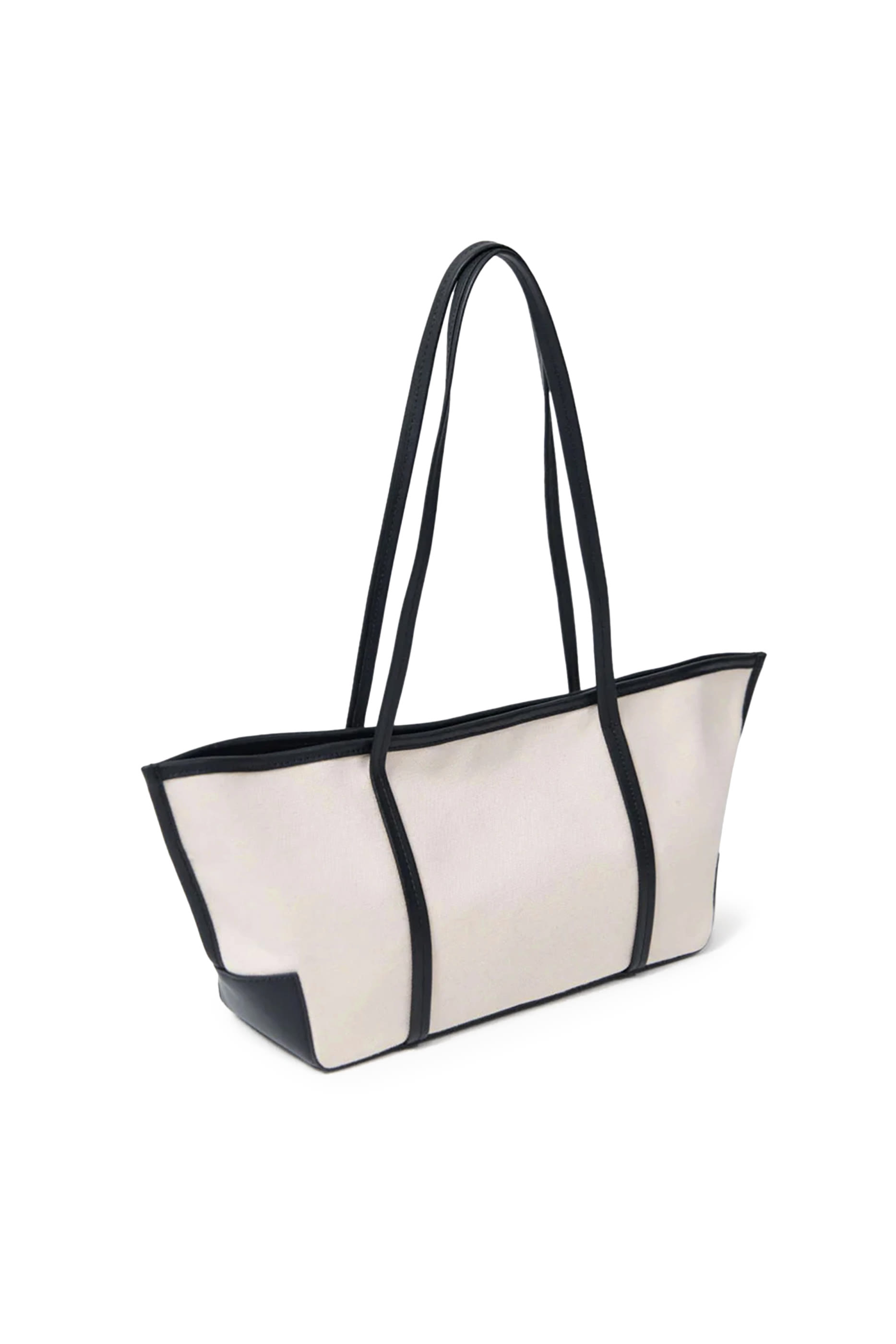 Bateau Tote null