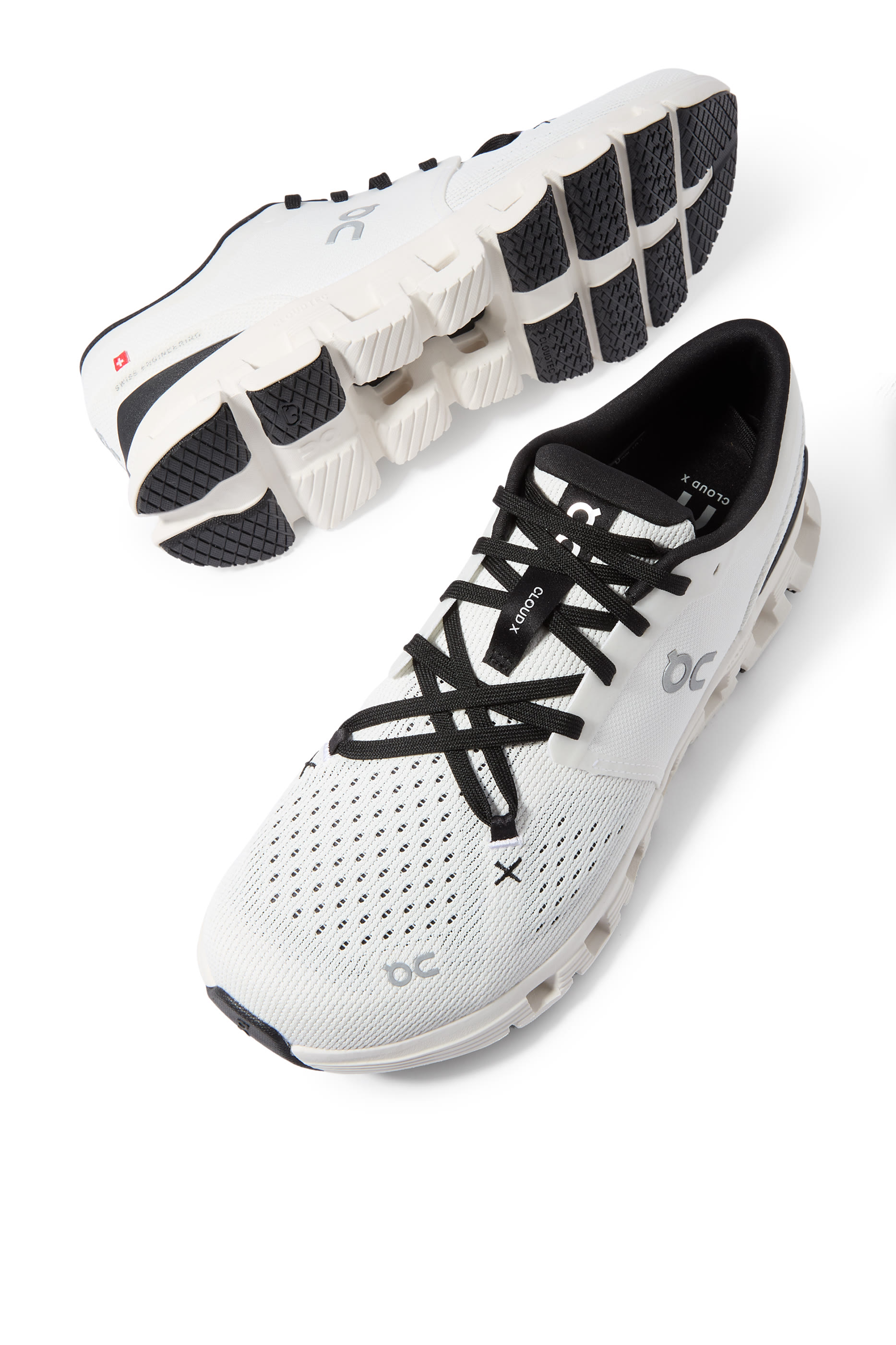 سنيكرز كلاود اكس 4 للرجال