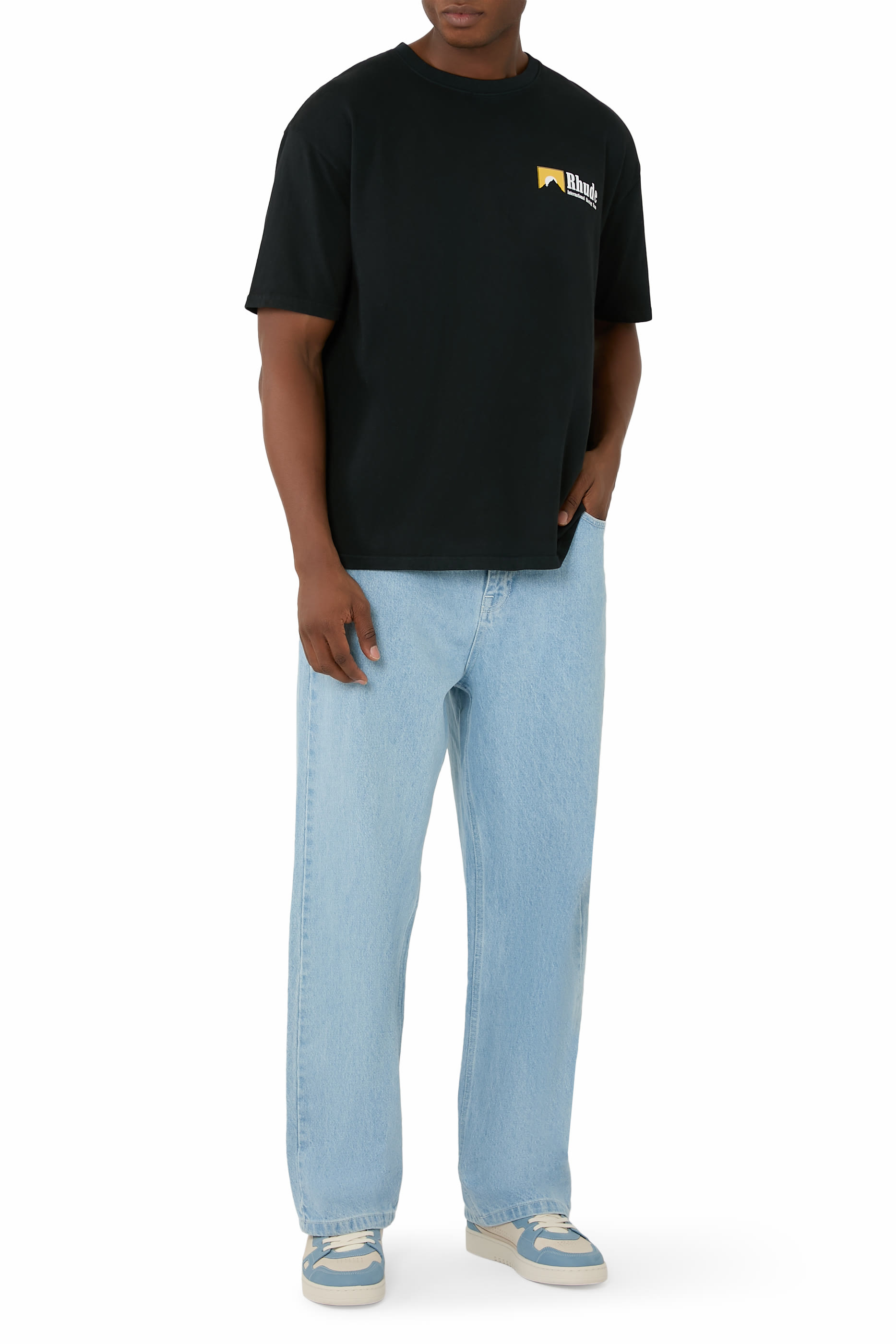 تيشيرت بشعار الماركة