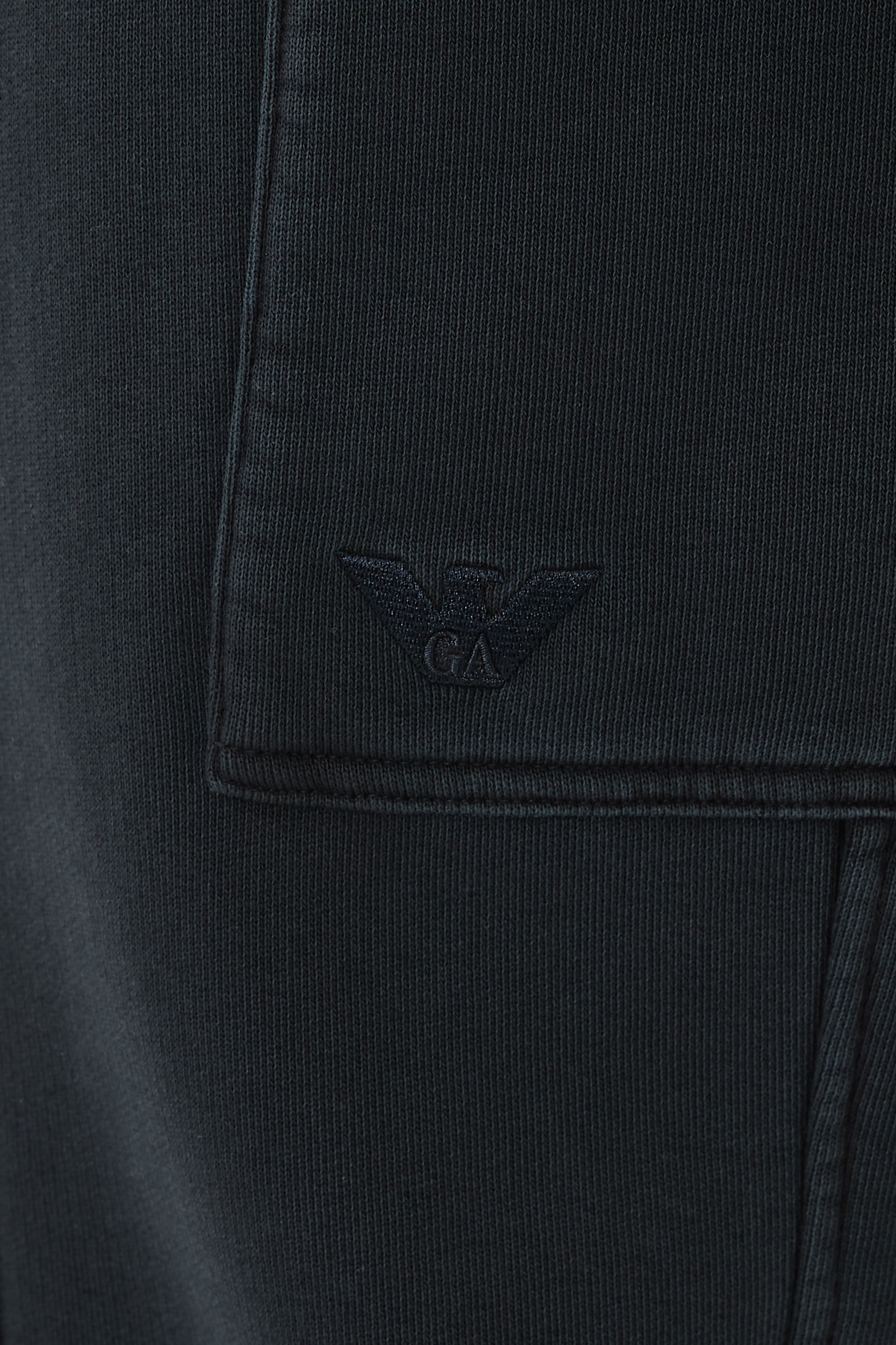 بنطال رياضي برقعة شعار الماركة فرينتش تيري