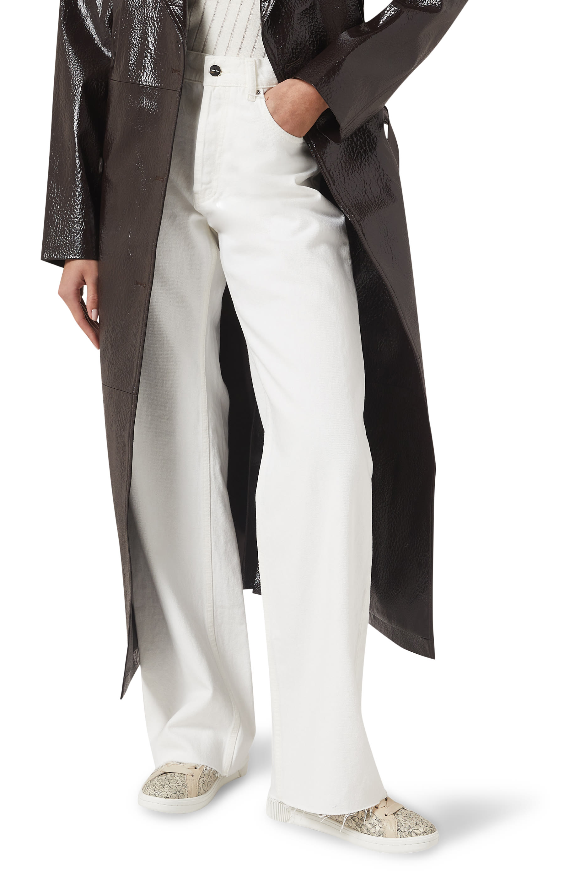 سنيكرز بنقشة زهور بالشكل البستوني