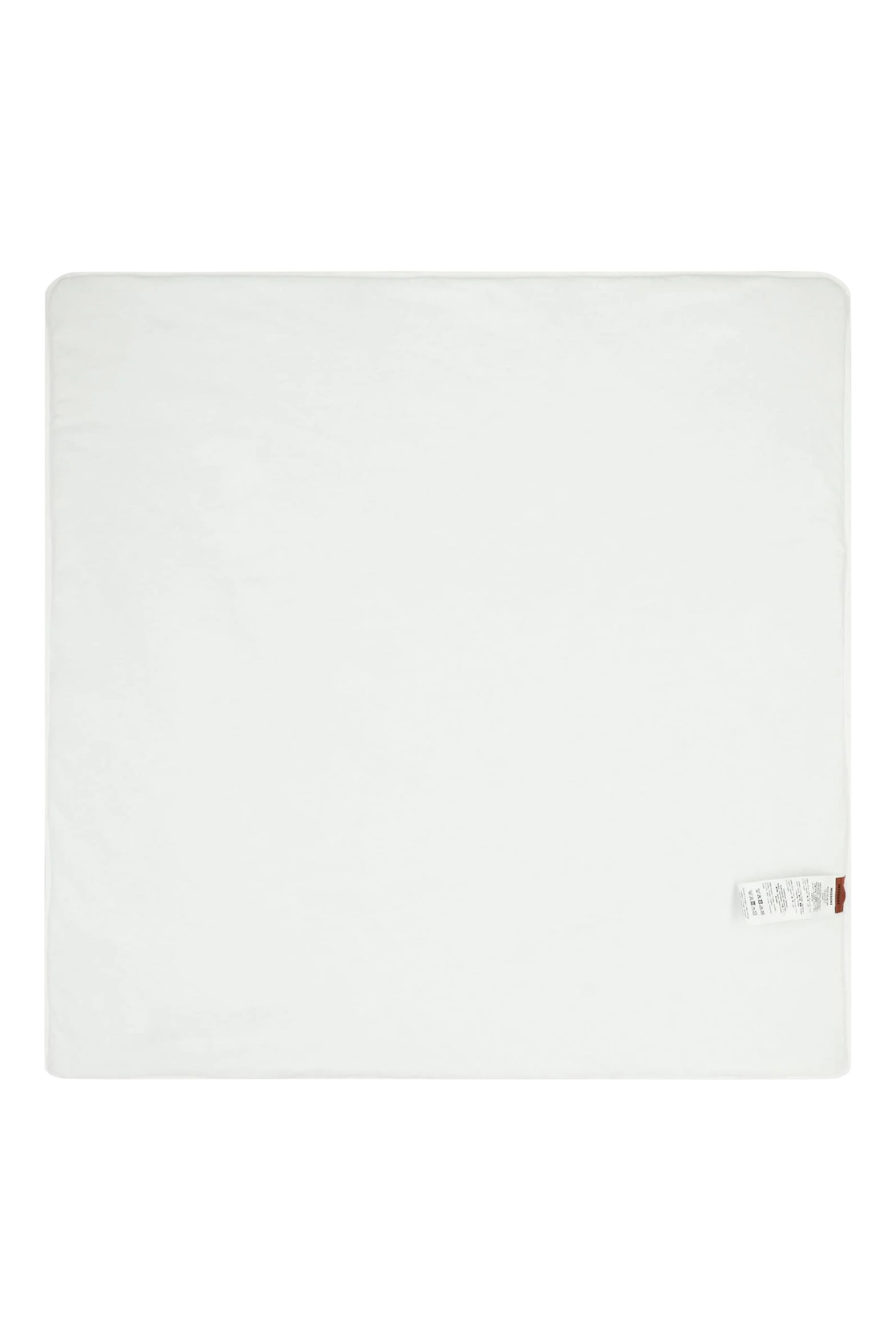 بطانية بشعار الماركة ونقشة خطوط متعرجة للأطفال