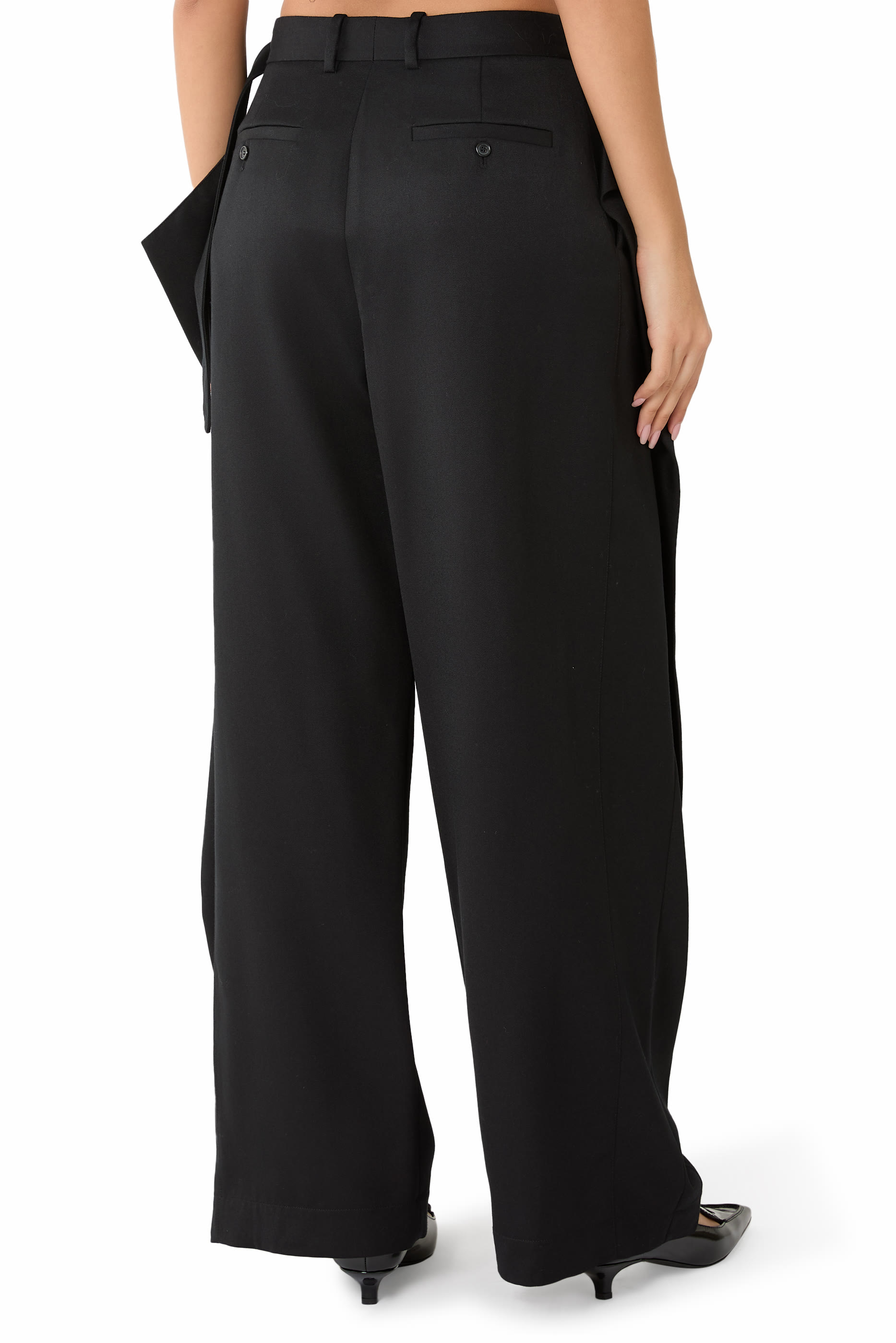 بنطال بخصر بتصميم مطوي