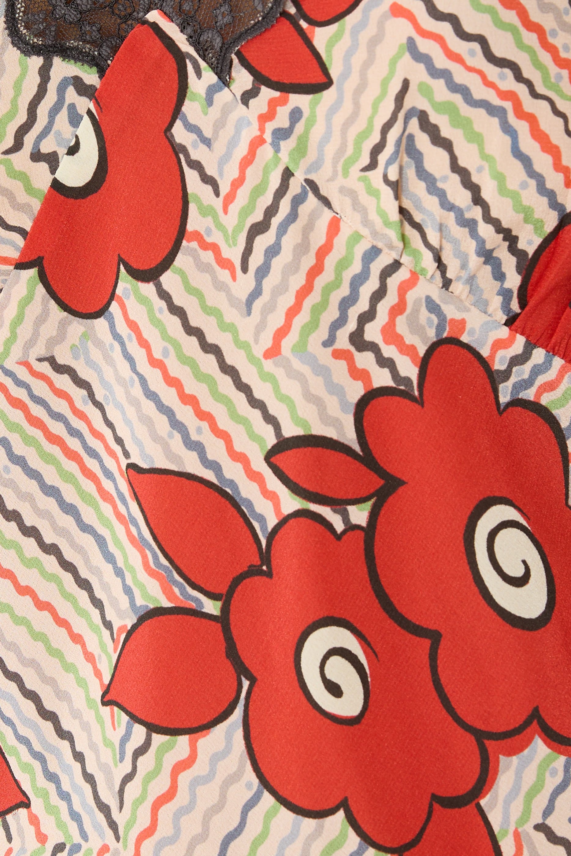 بلوزة ناندي