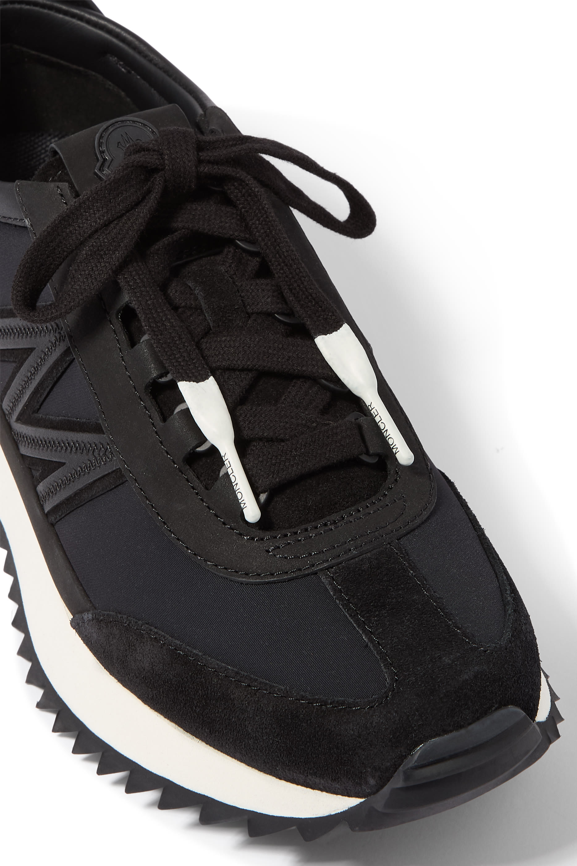 سنيكرز بيسي2