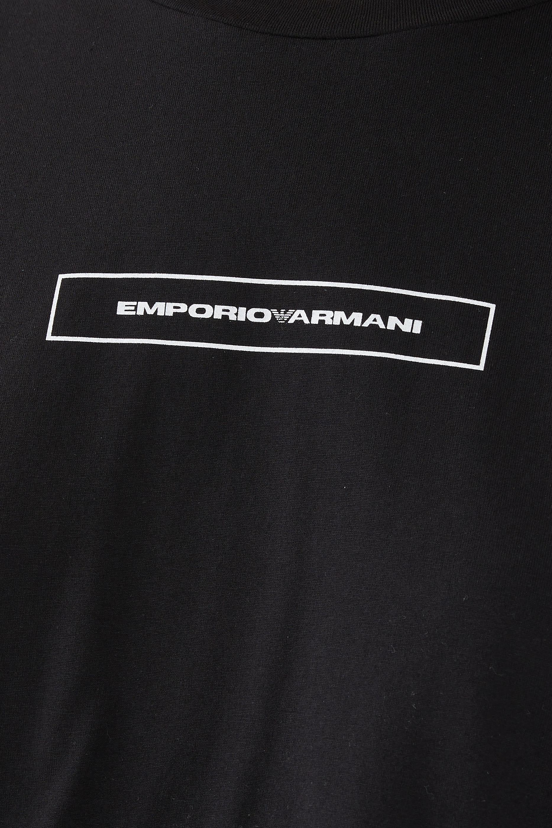 تيشيرت بطبعات شعار الماركة قطن