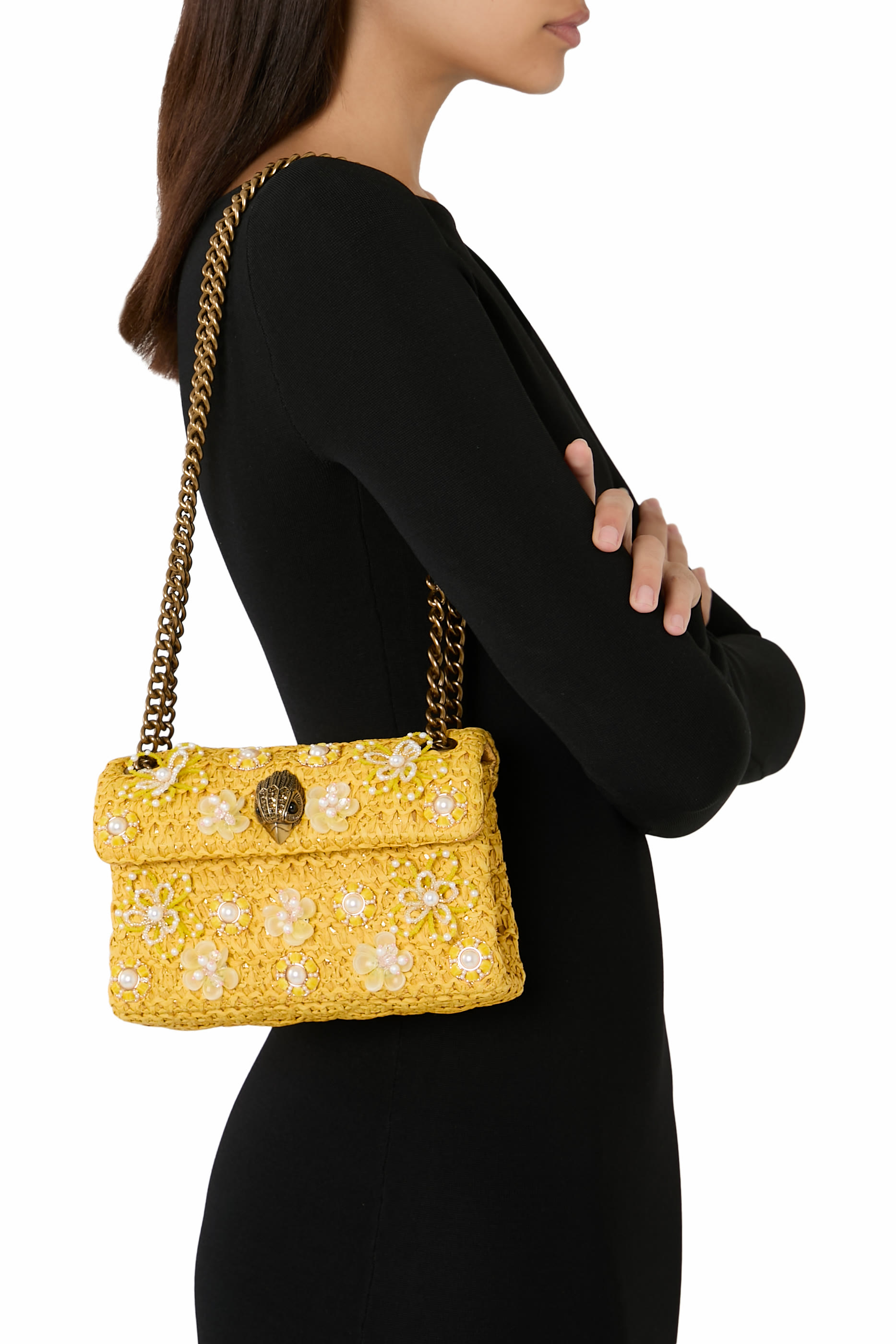 حقيبة كروس بودي كينسينغتون صغيرة بتأثير رافيا