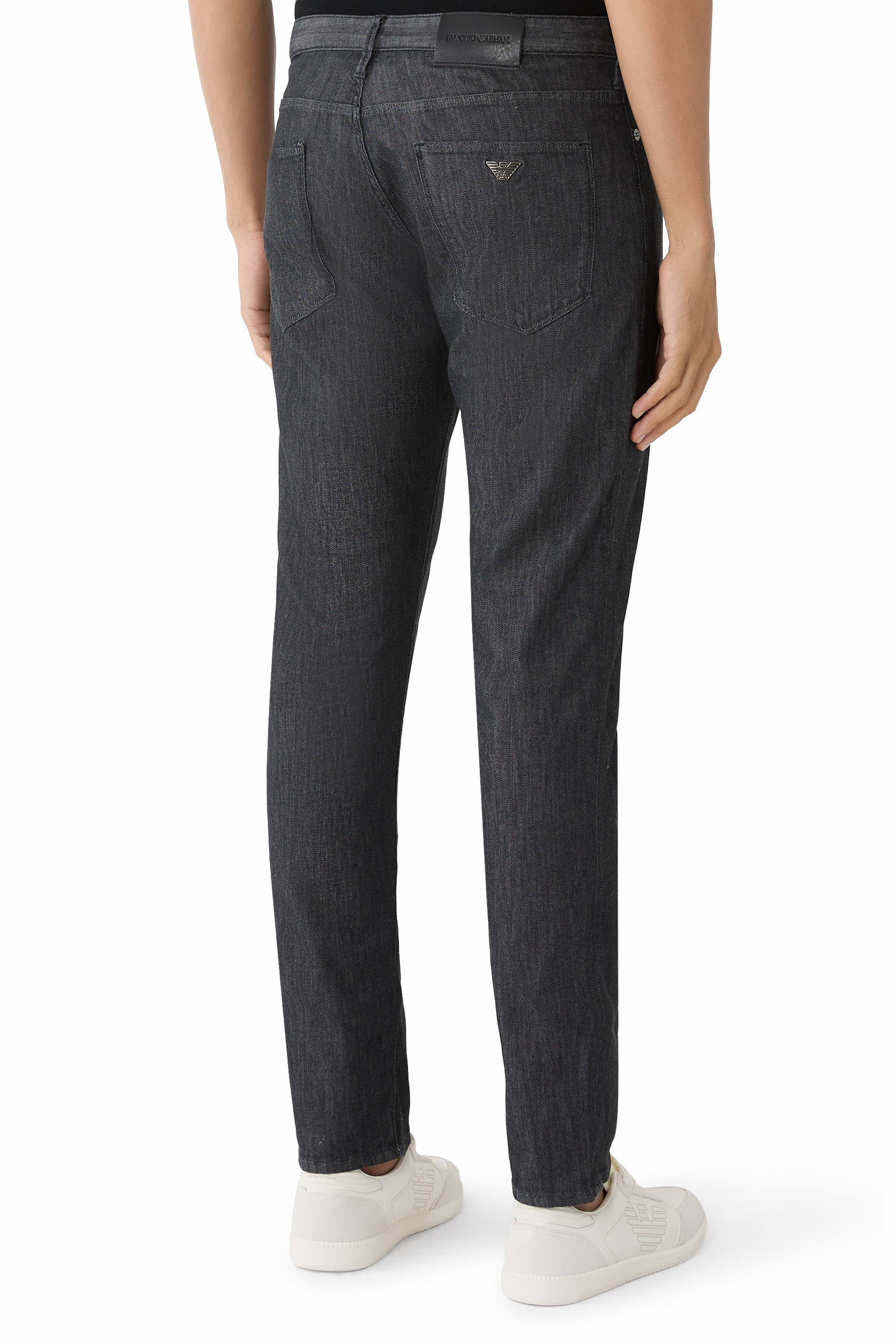 بنطال جي 06 دنيم يبدو كالمستعمل