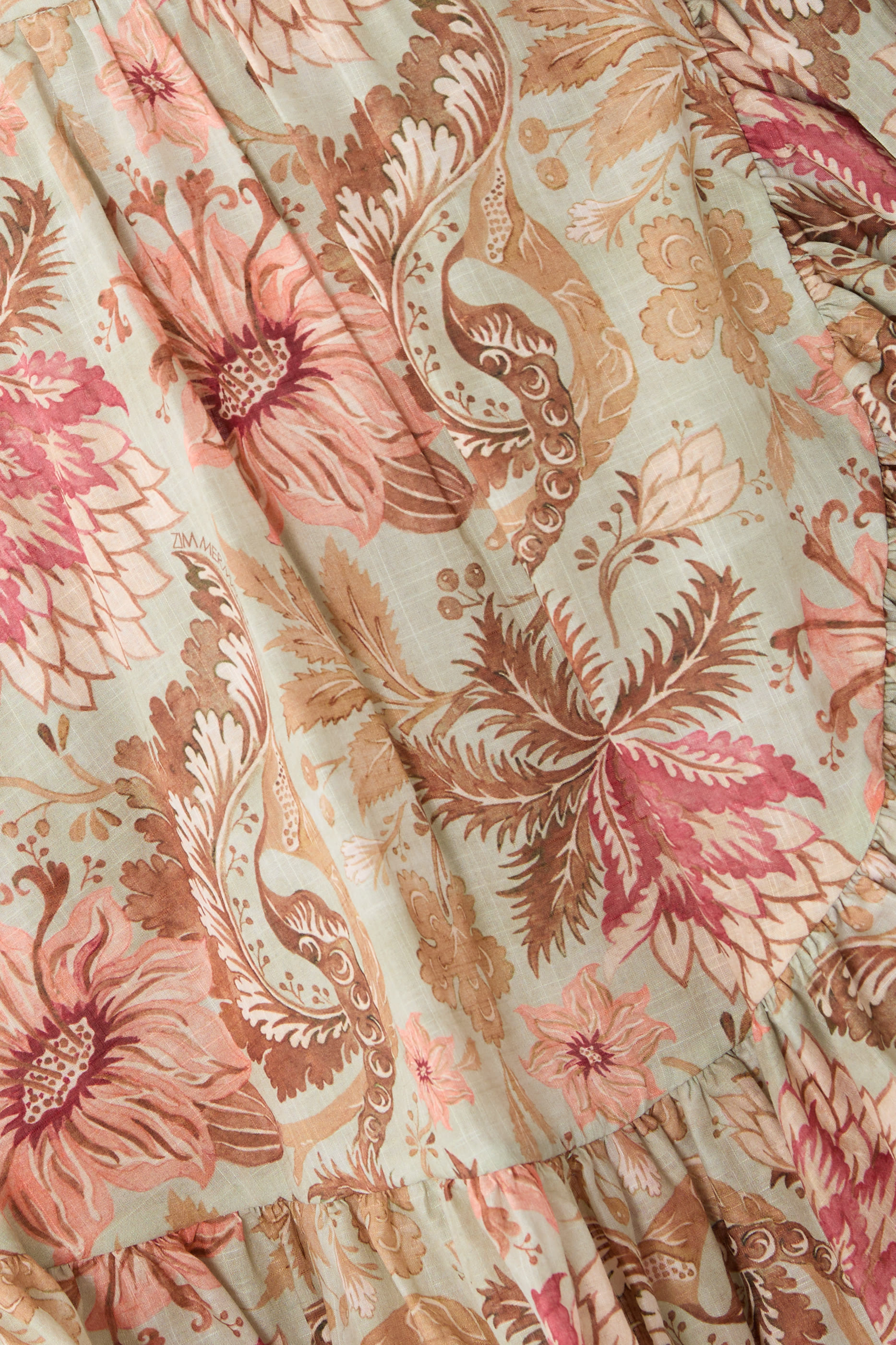 فستان دايلايت قصير بتصميم ملفوف بكشكش