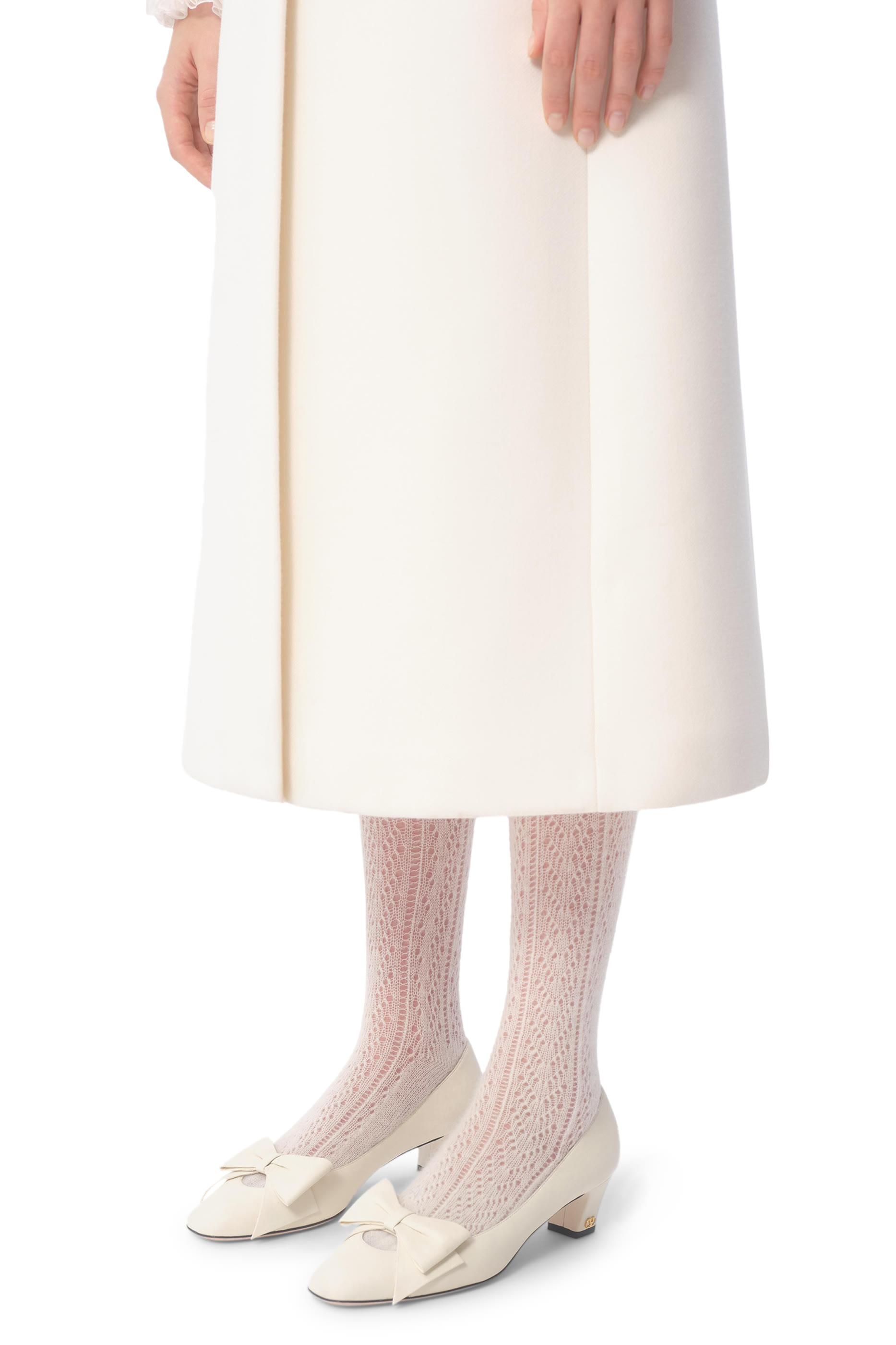 حذاء كلاسيك 45 مزين بفيونكة كيدزكين