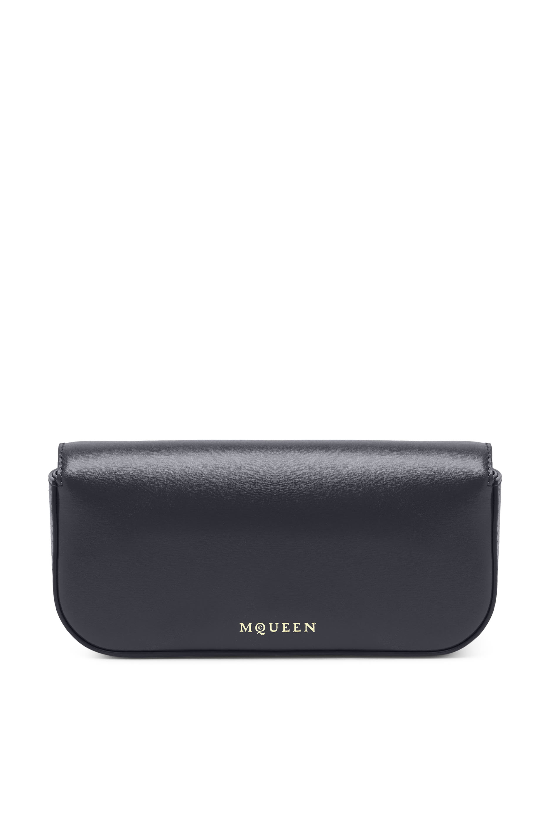 حقيبة صغيرة مزينة بحلي جماجم بشكل زهرة