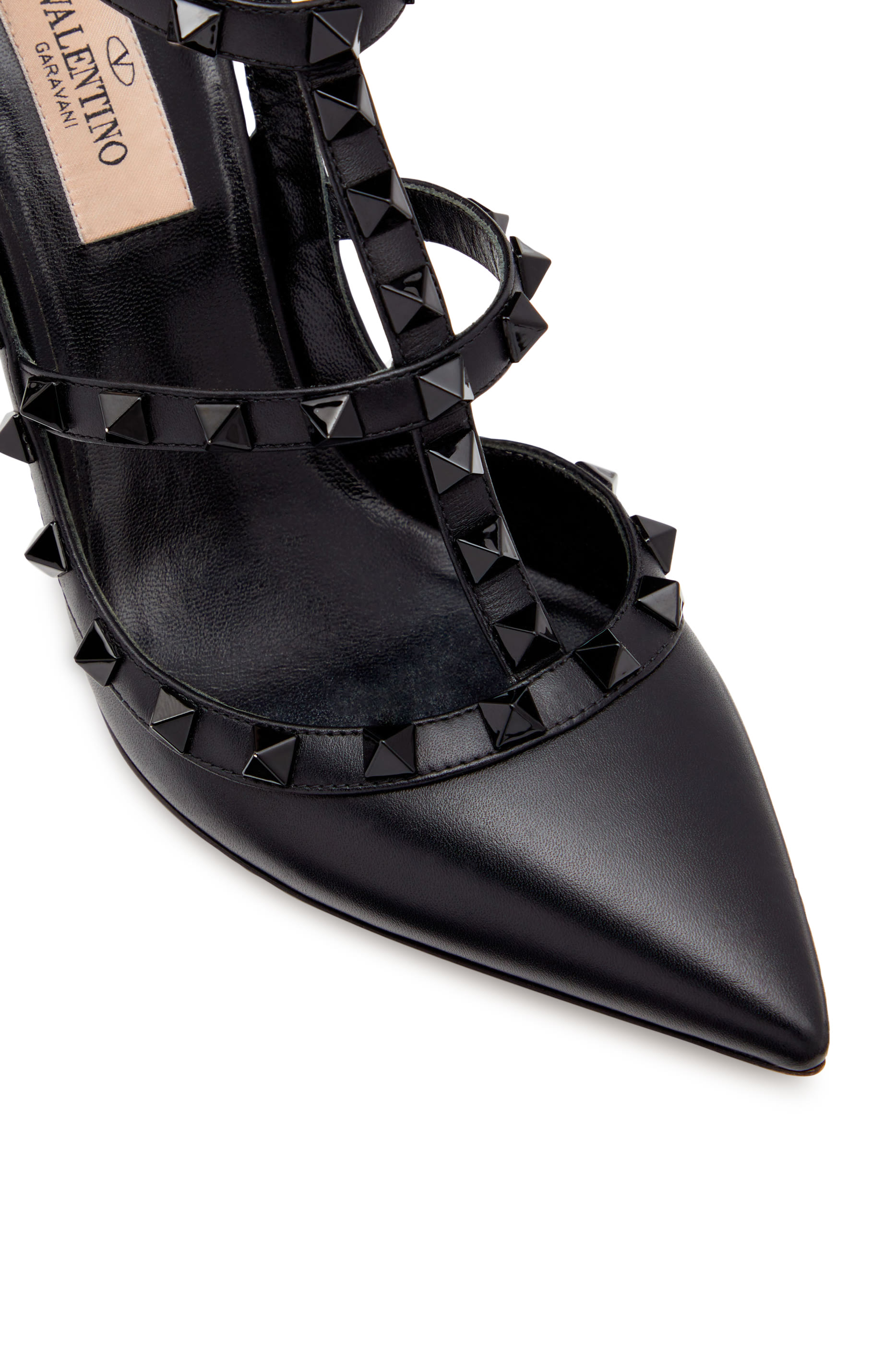 حذاء  فالنتينو غارافاني بحلي هرمية جلد