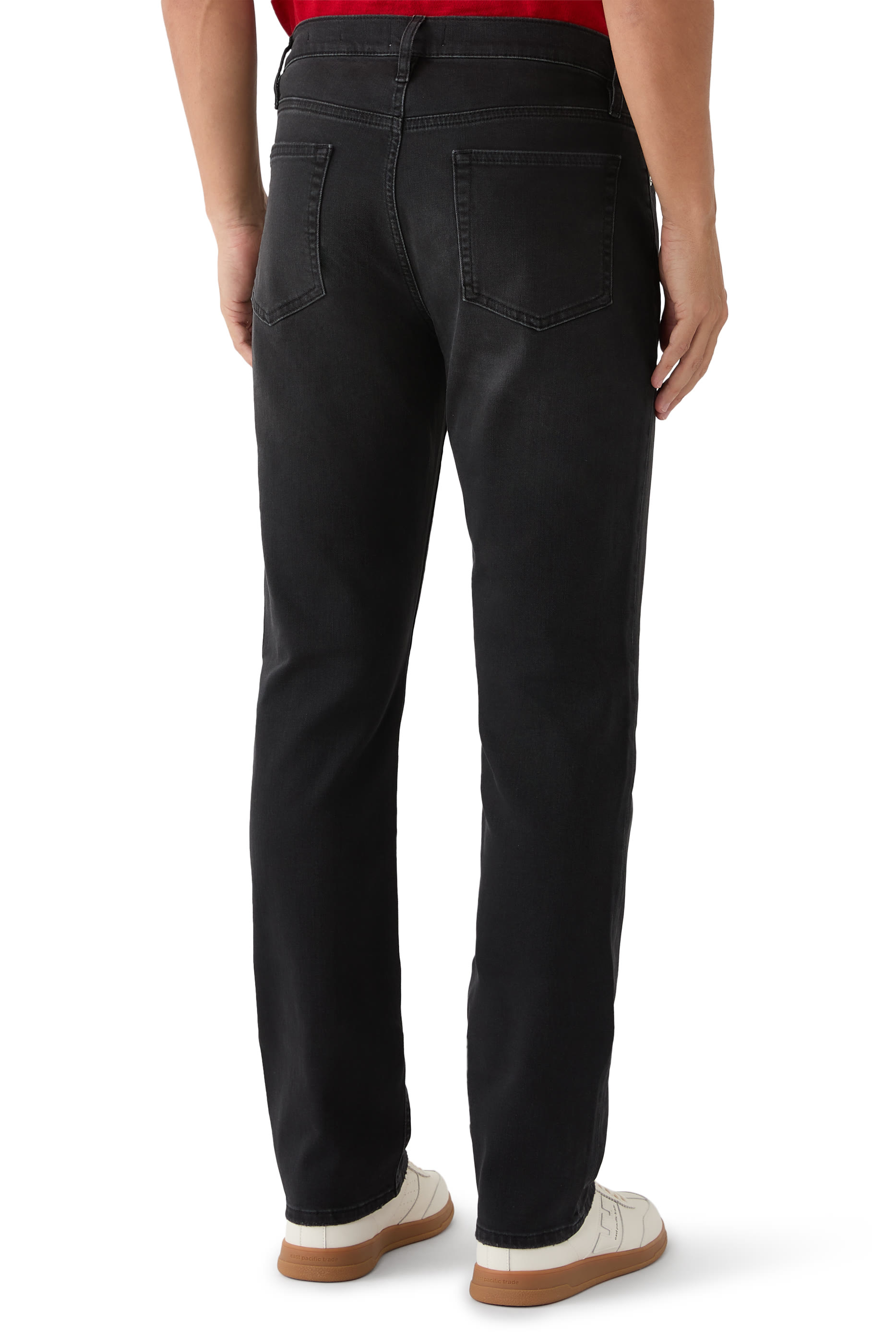 بنطال مودرن بقصة ساق مستقيمة