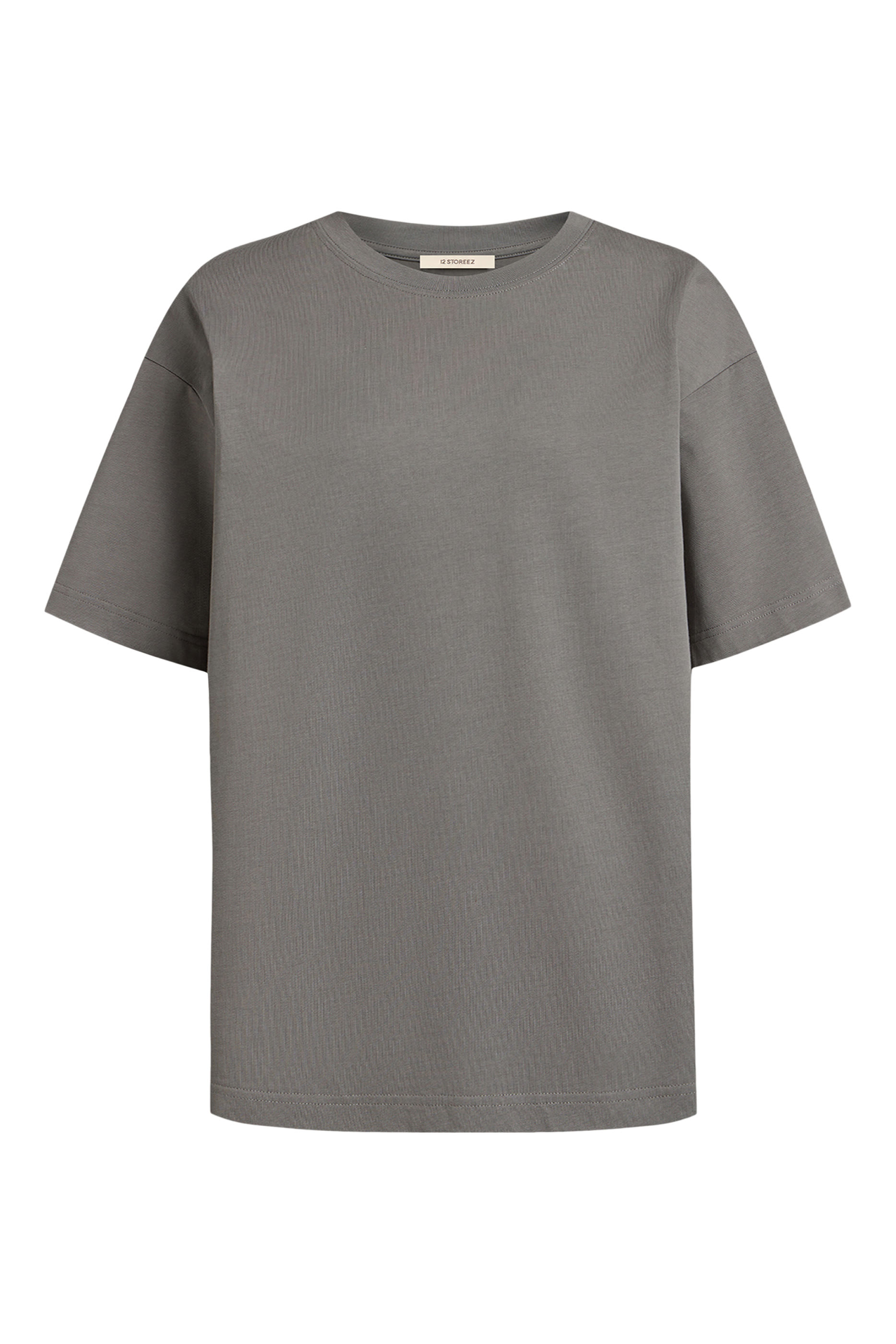 تيشيرت بقصة فضفاضة