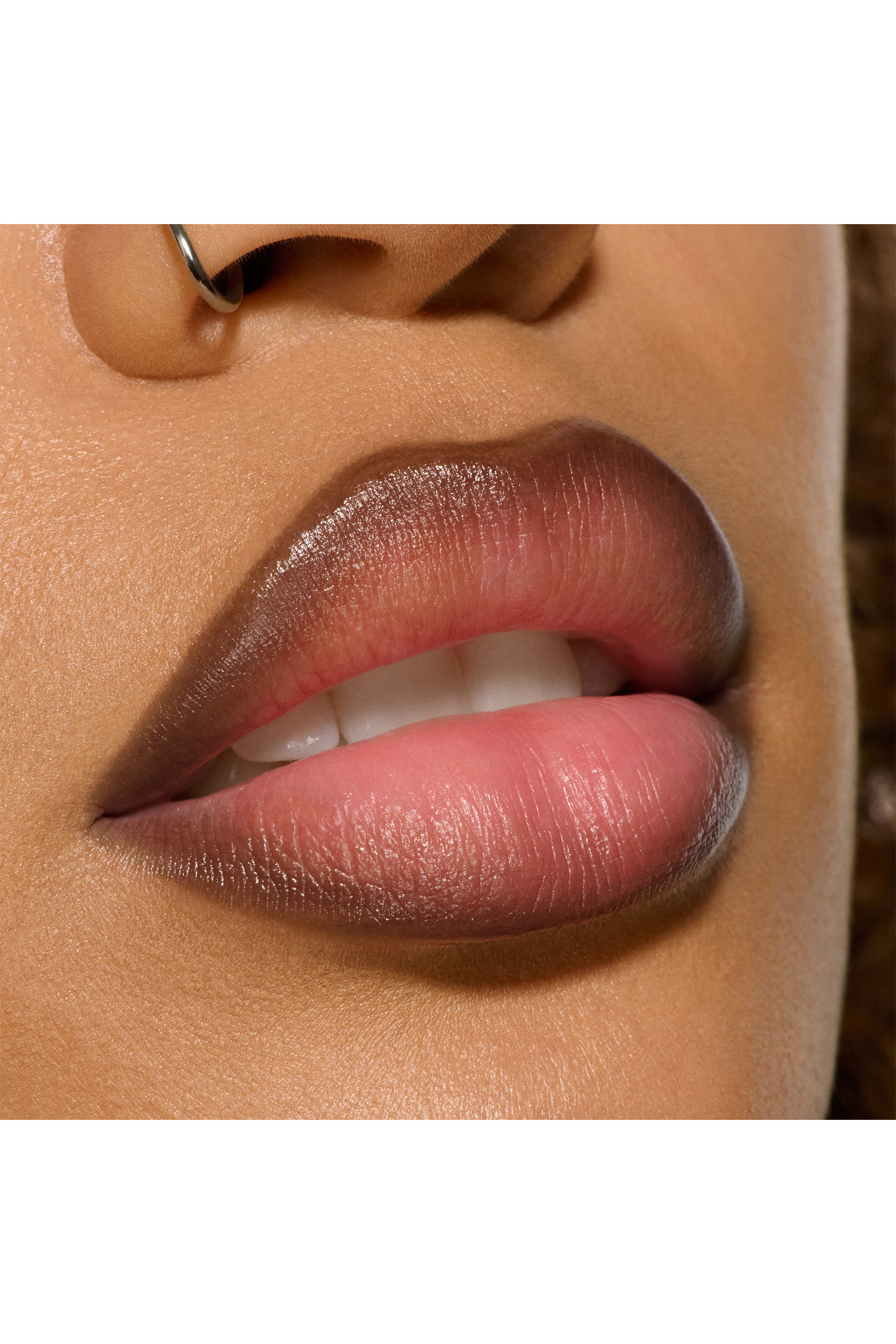 قلم شفاه ليبليزر لامع