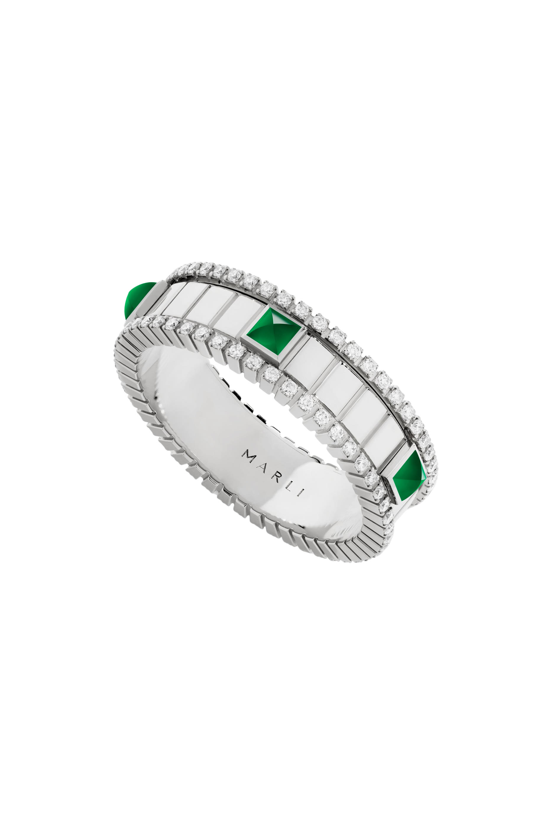 خاتم لايف مرصع بالعقيق الأخضر والماس ذهب أبيض عيار 18