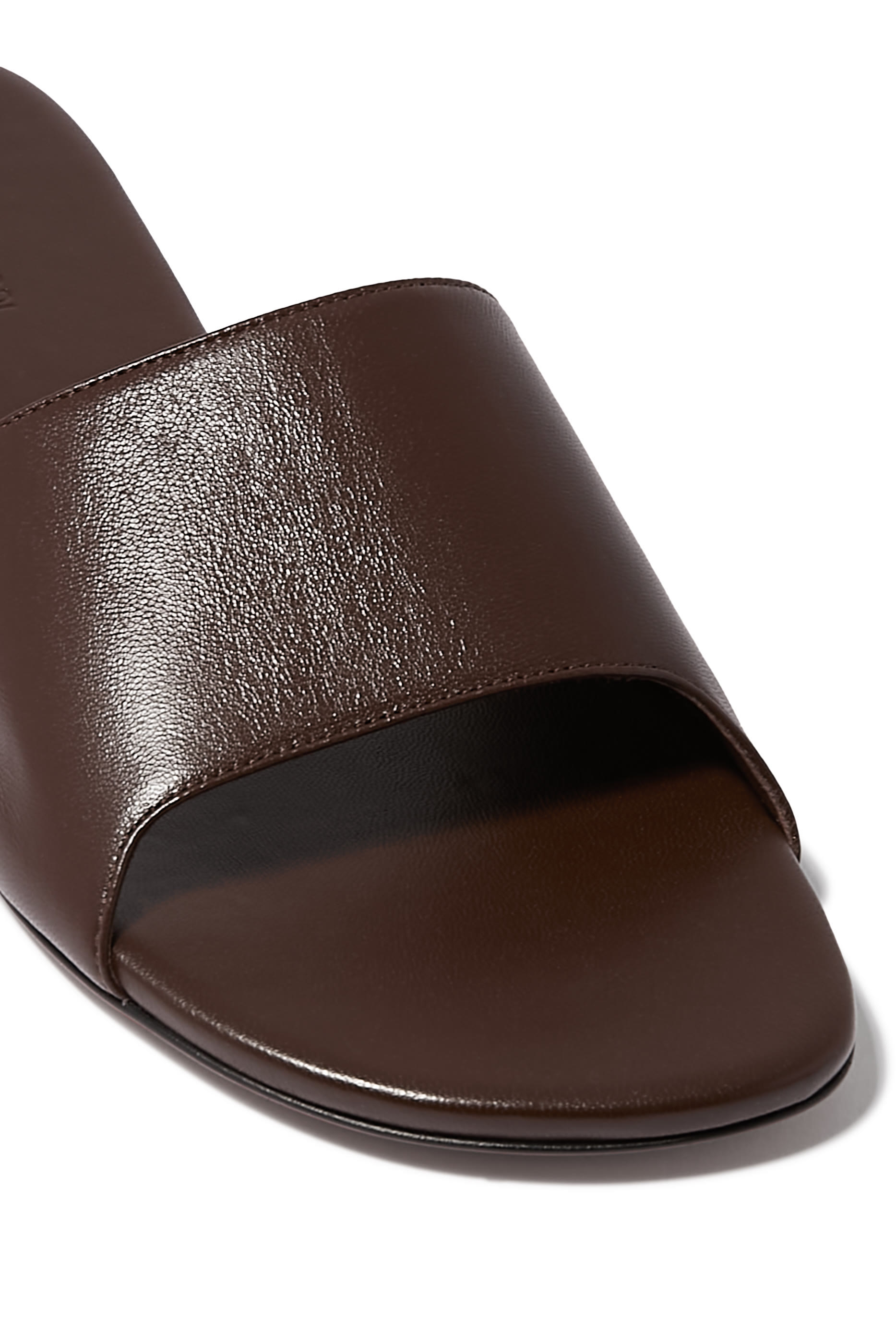 حذاء بيانكا خفيف بكعب مسطح