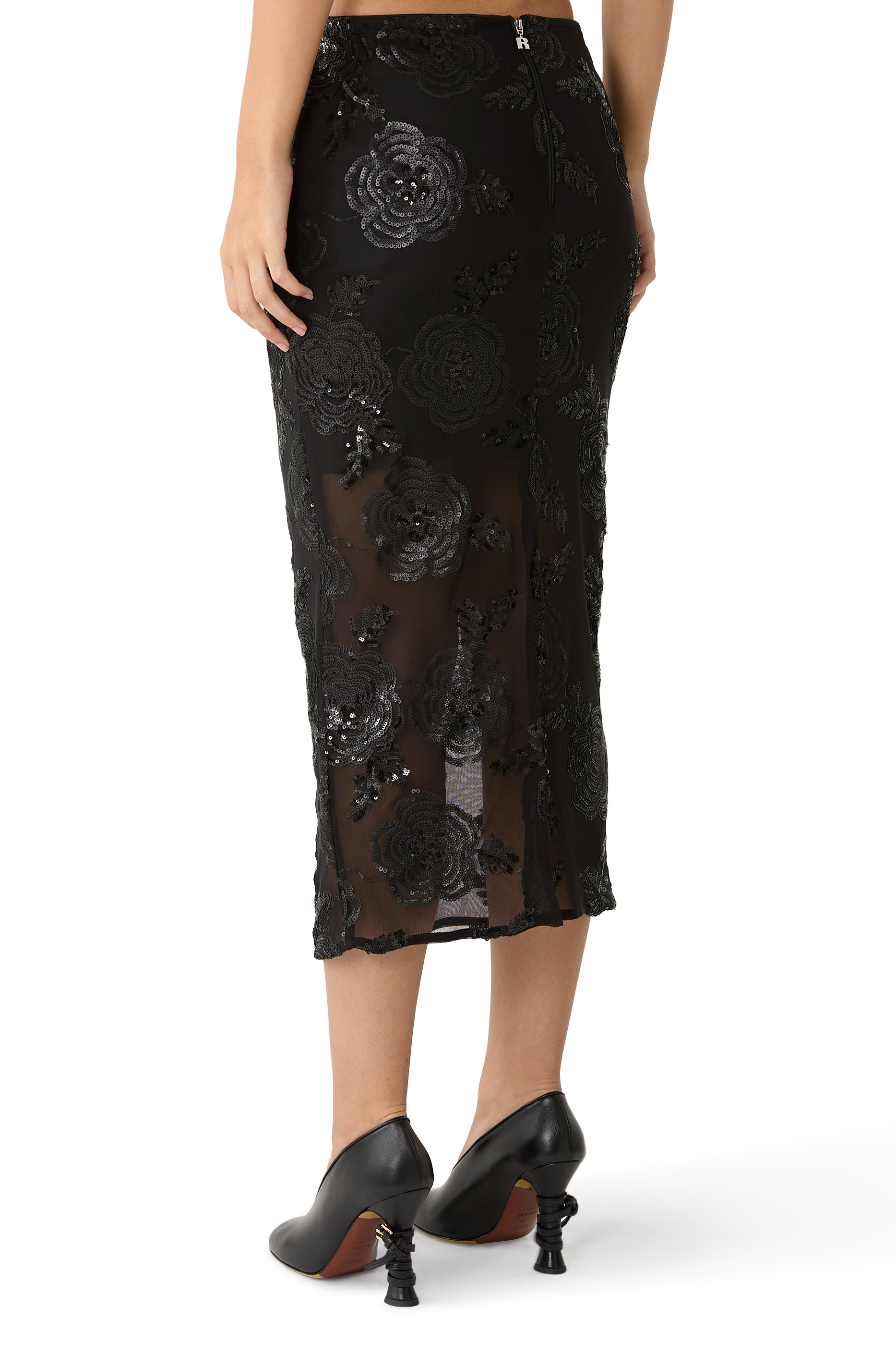 تنورة متوسطة الطول بترتر