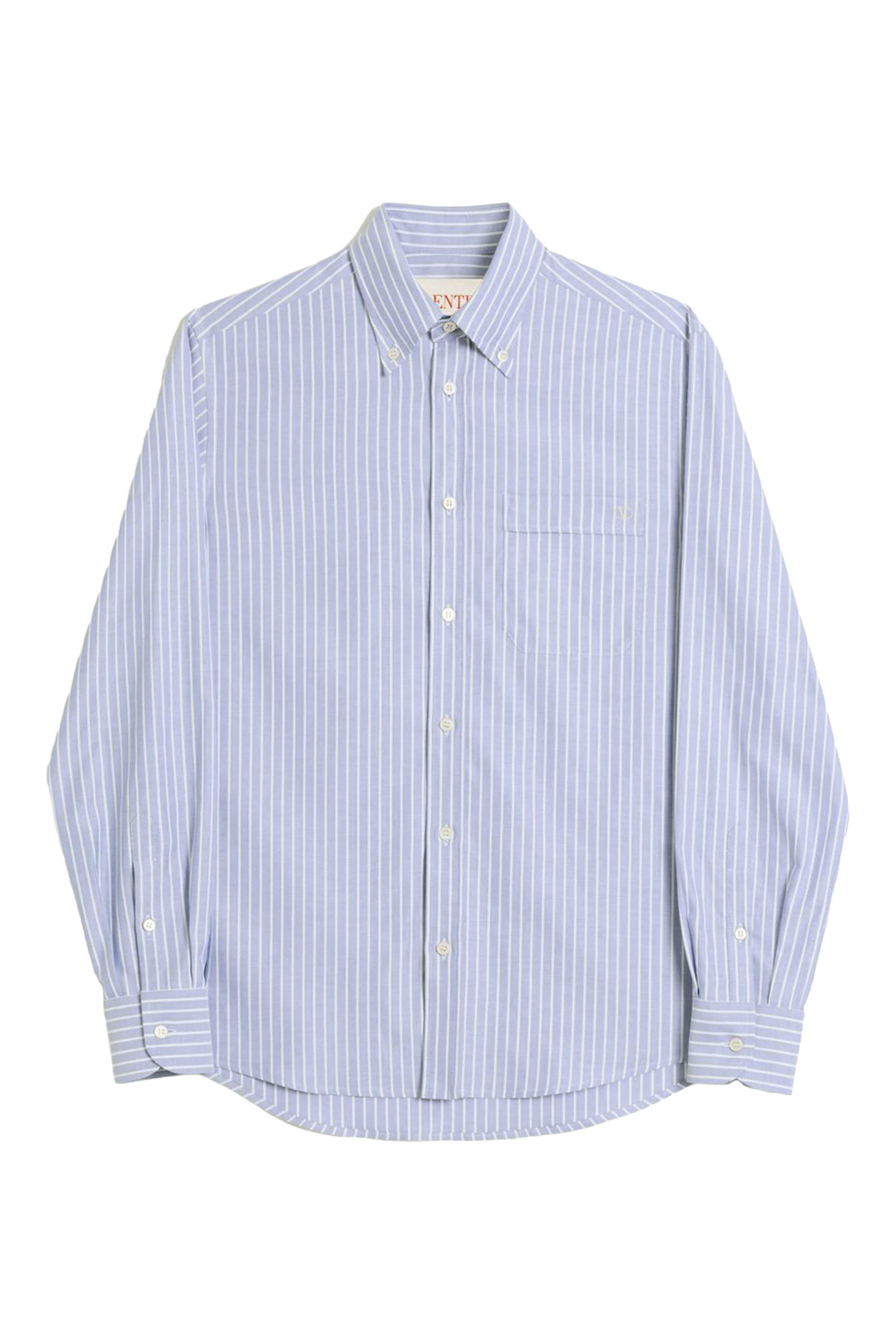 قميص بأكمام طويلة