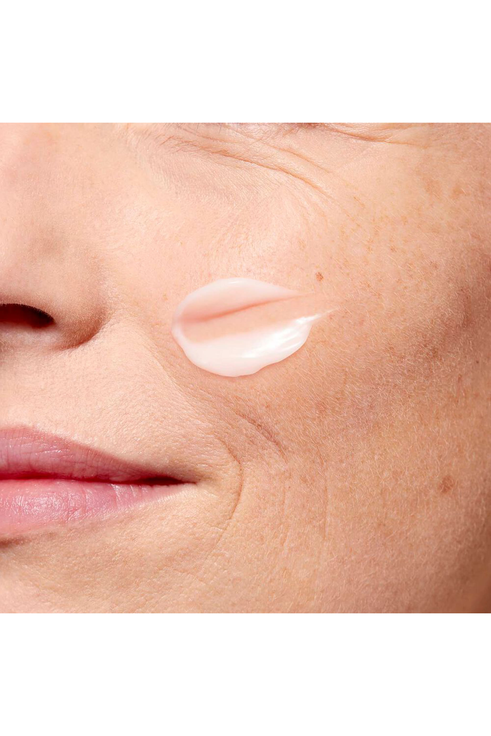 كريم ليلي نوتري لوميير