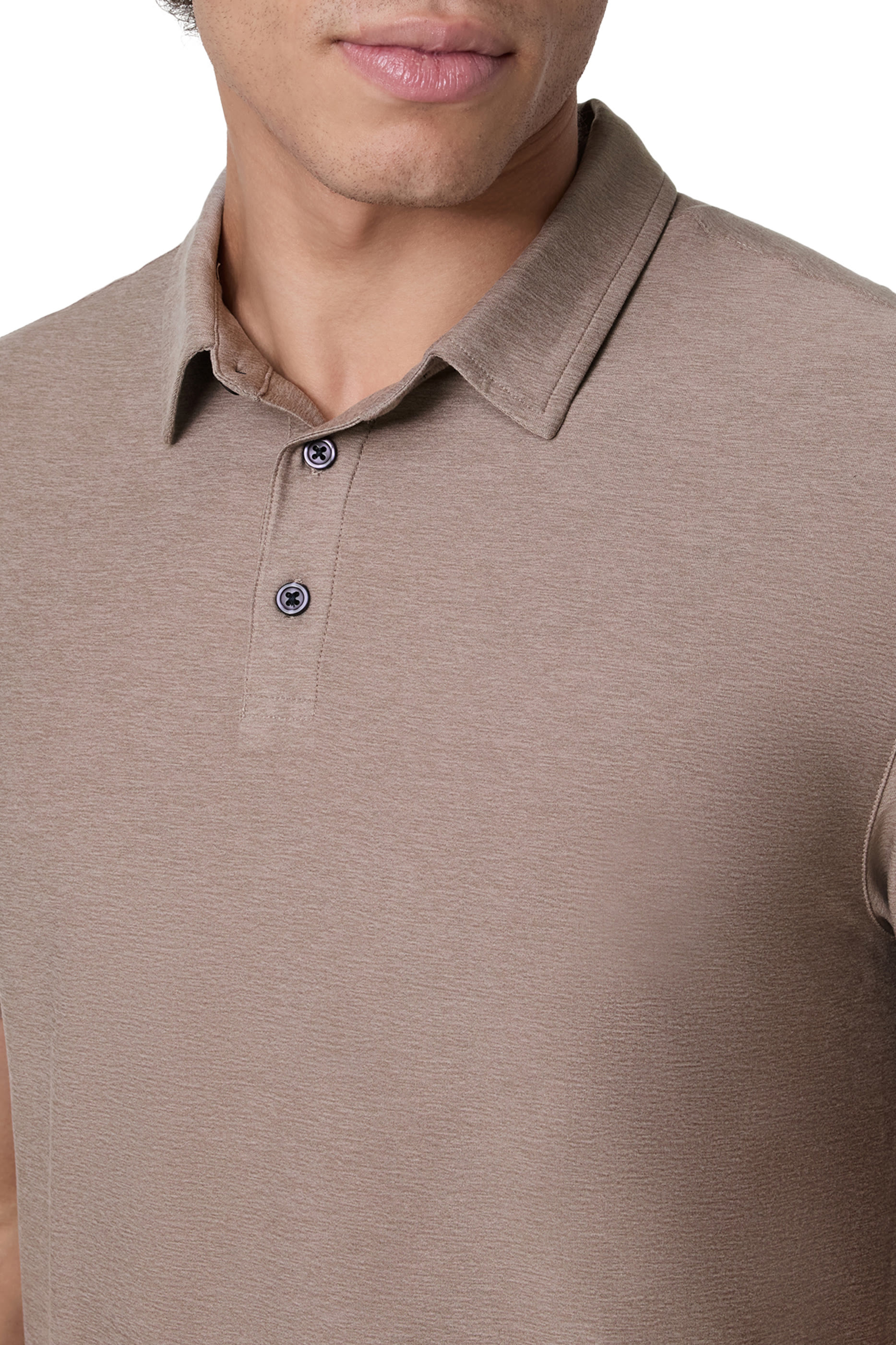 قميص بولو ستراتو قماش معالج