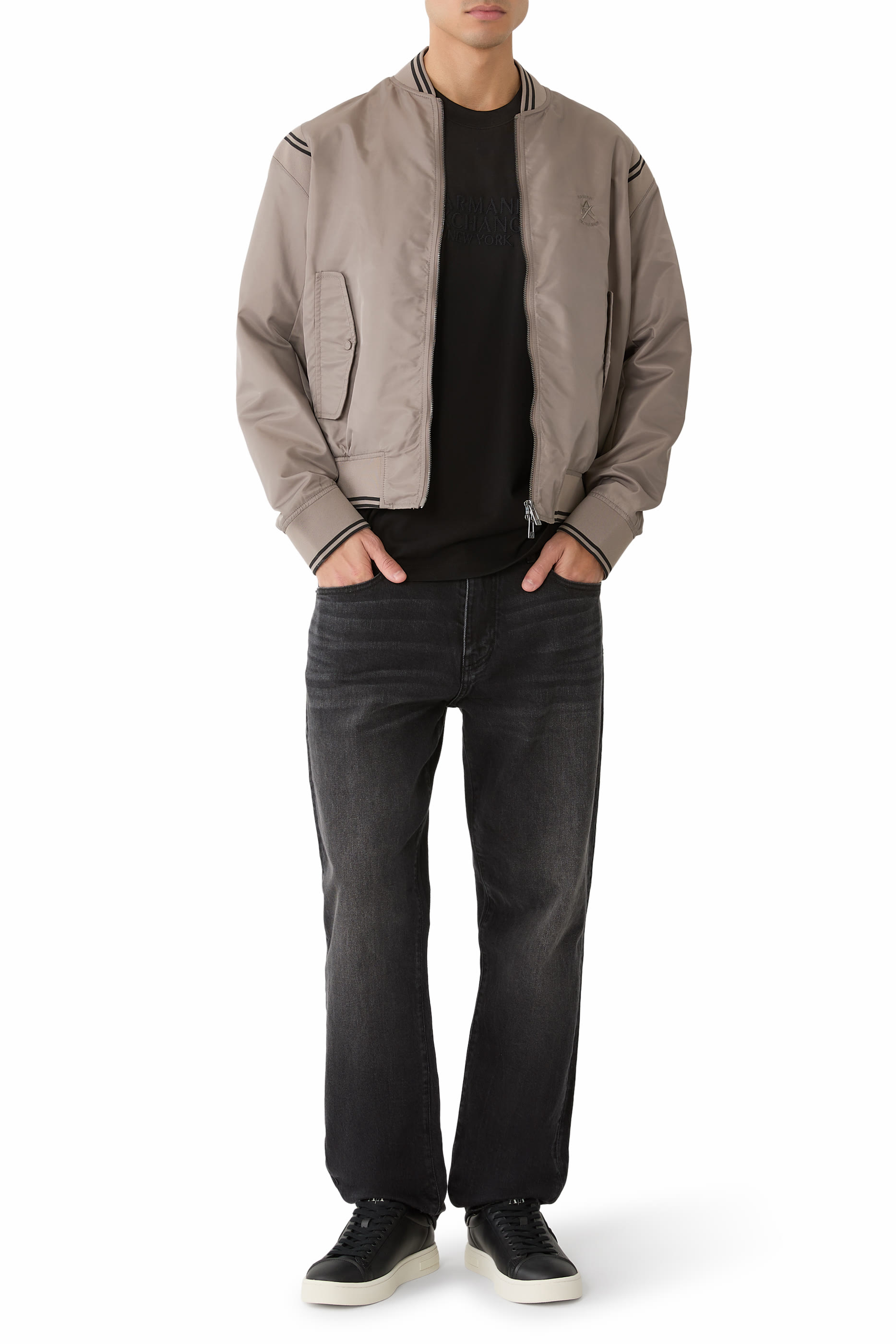 جاكيت فضفاض بسحاب بطبعة شعار الماركة 