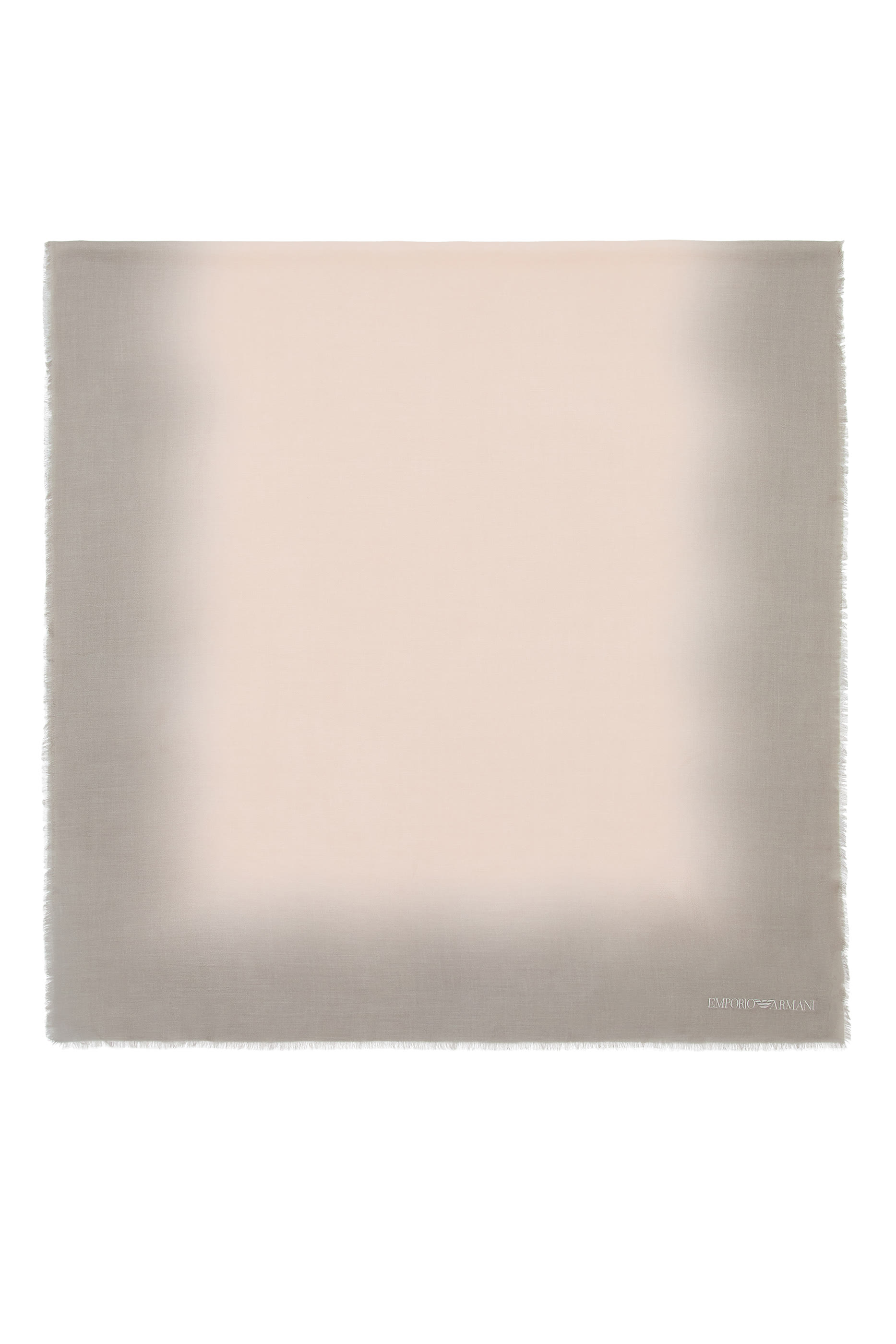 وشاح بنقشة بلون متدرج