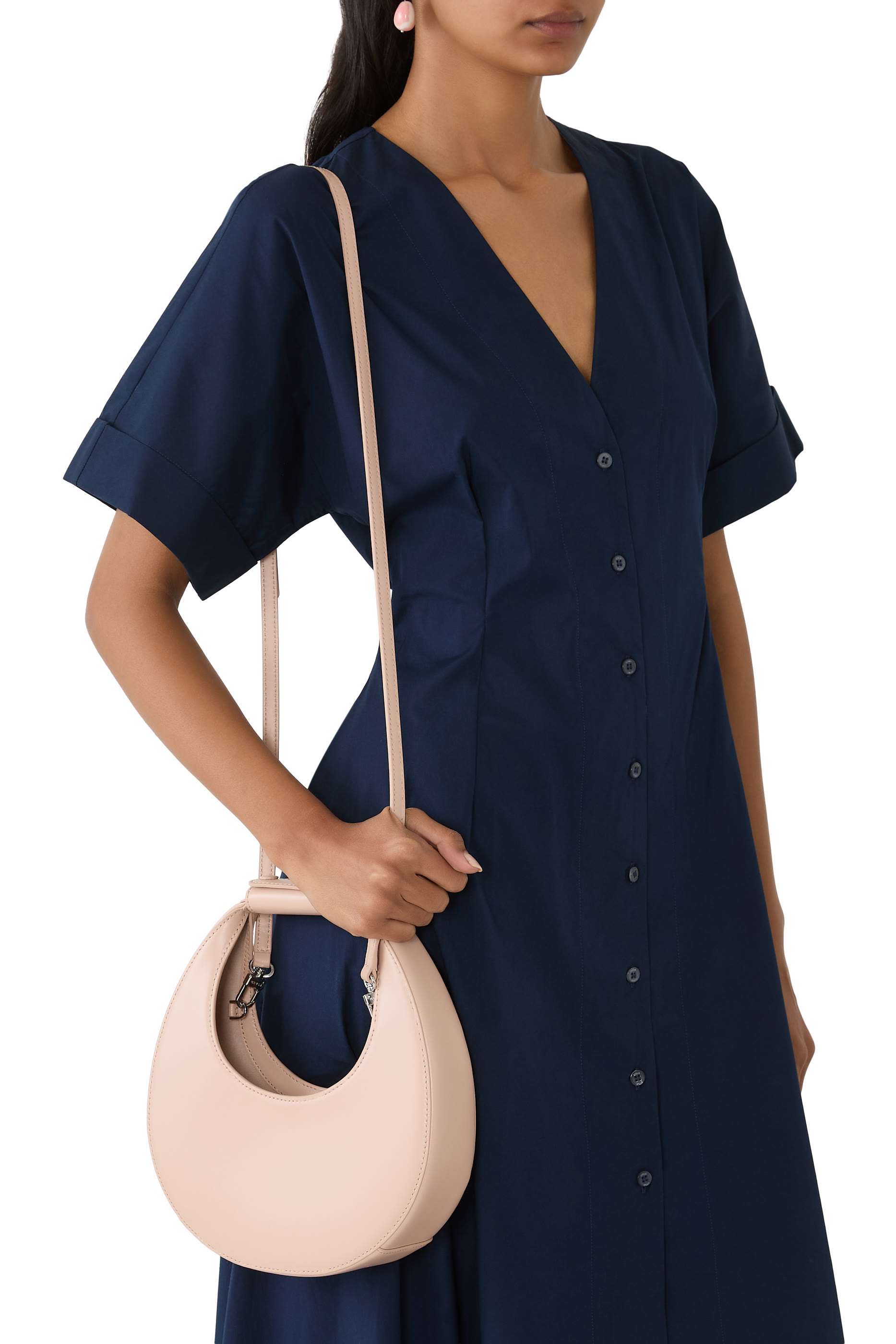 حقيبة صغيرة بتصميم مقوس