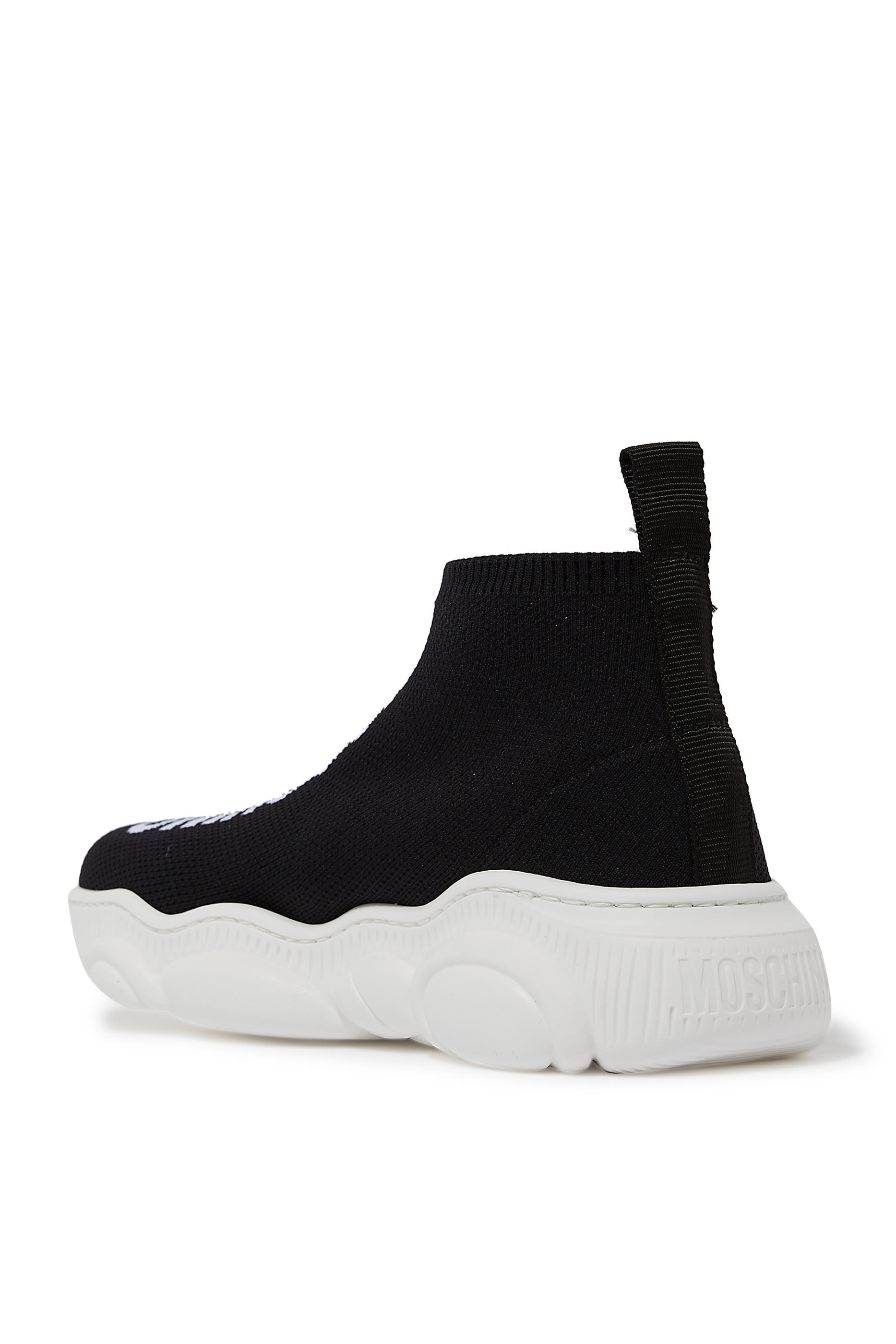 سنيكرز بتصميم جورب بطبعة جاكار لشعار الماركة