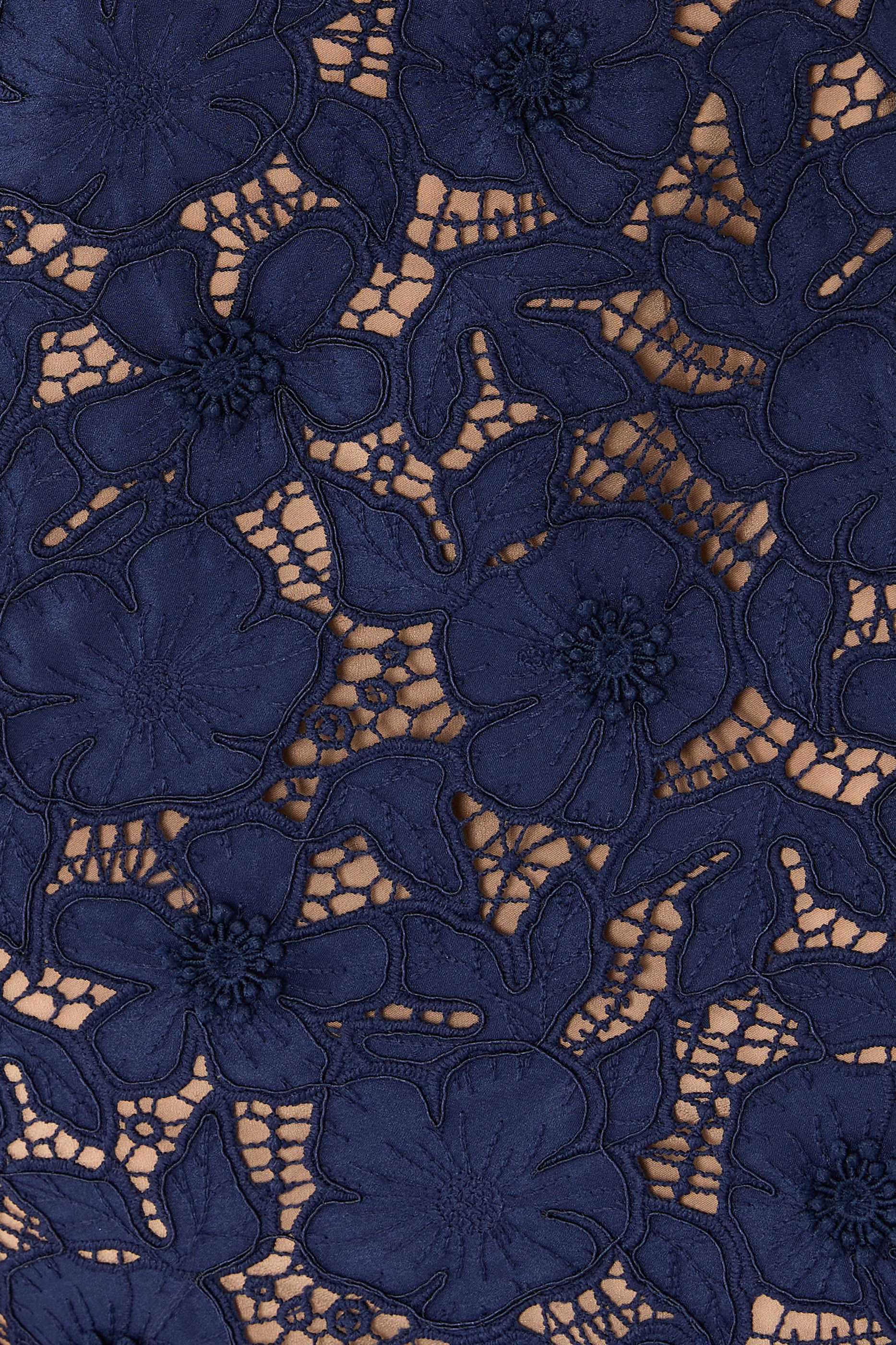 فستان متوسط الطول دانتيل جوبير