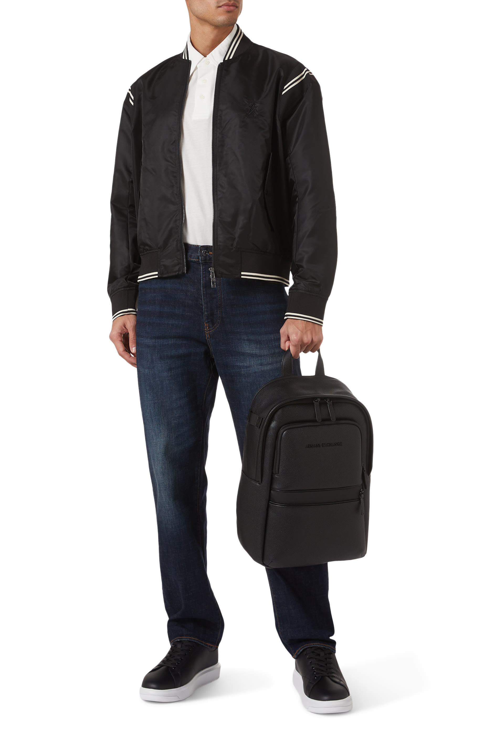 حقيبة ظهر بشعار الماركة قماش معالج