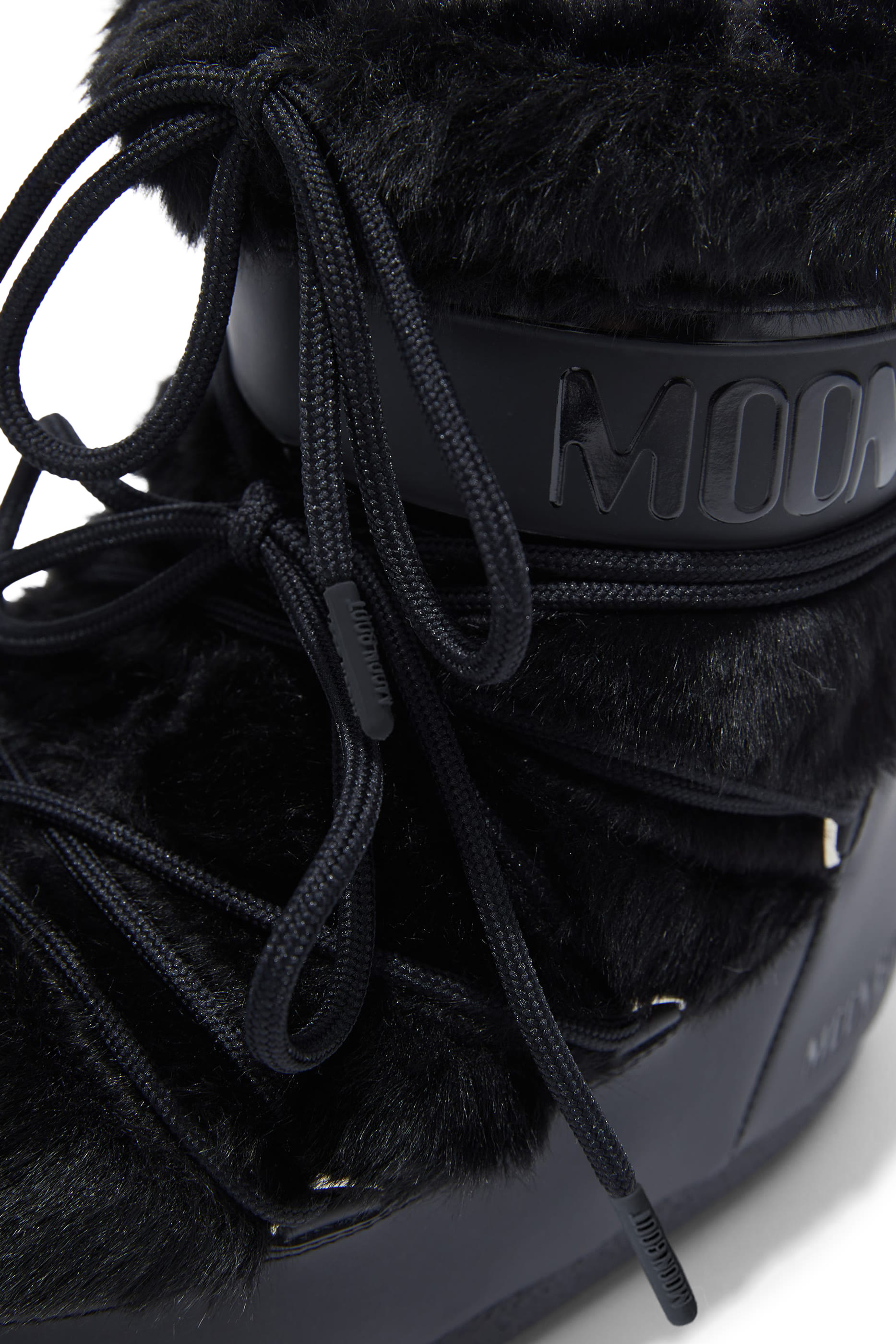 حذاء بوت ايكون بكاحل منخفض فرو صناعي