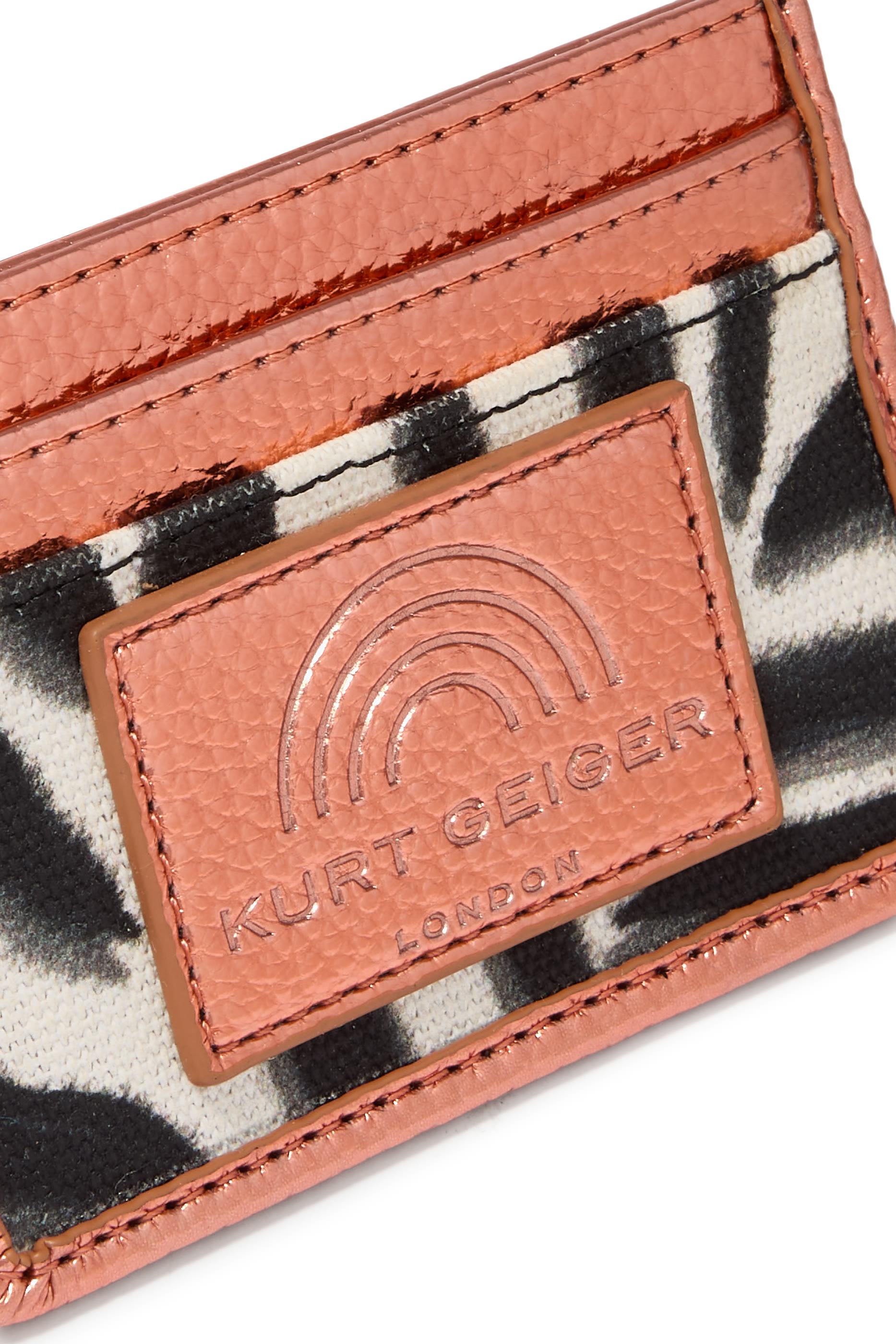 حافظة بطاقات ساوث بانك