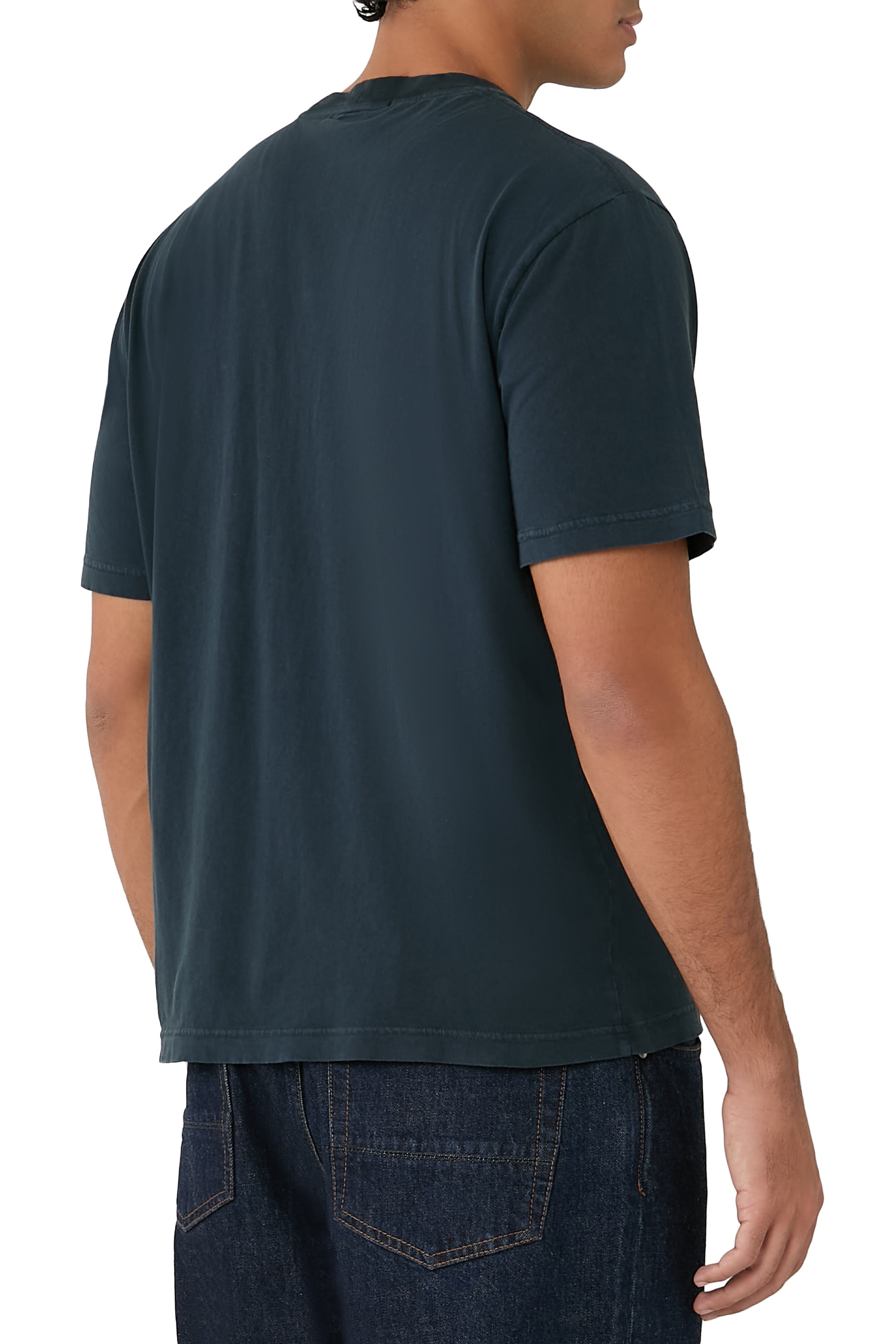 تيشيرت بنقشة شعار الماركة خامة خفيفة