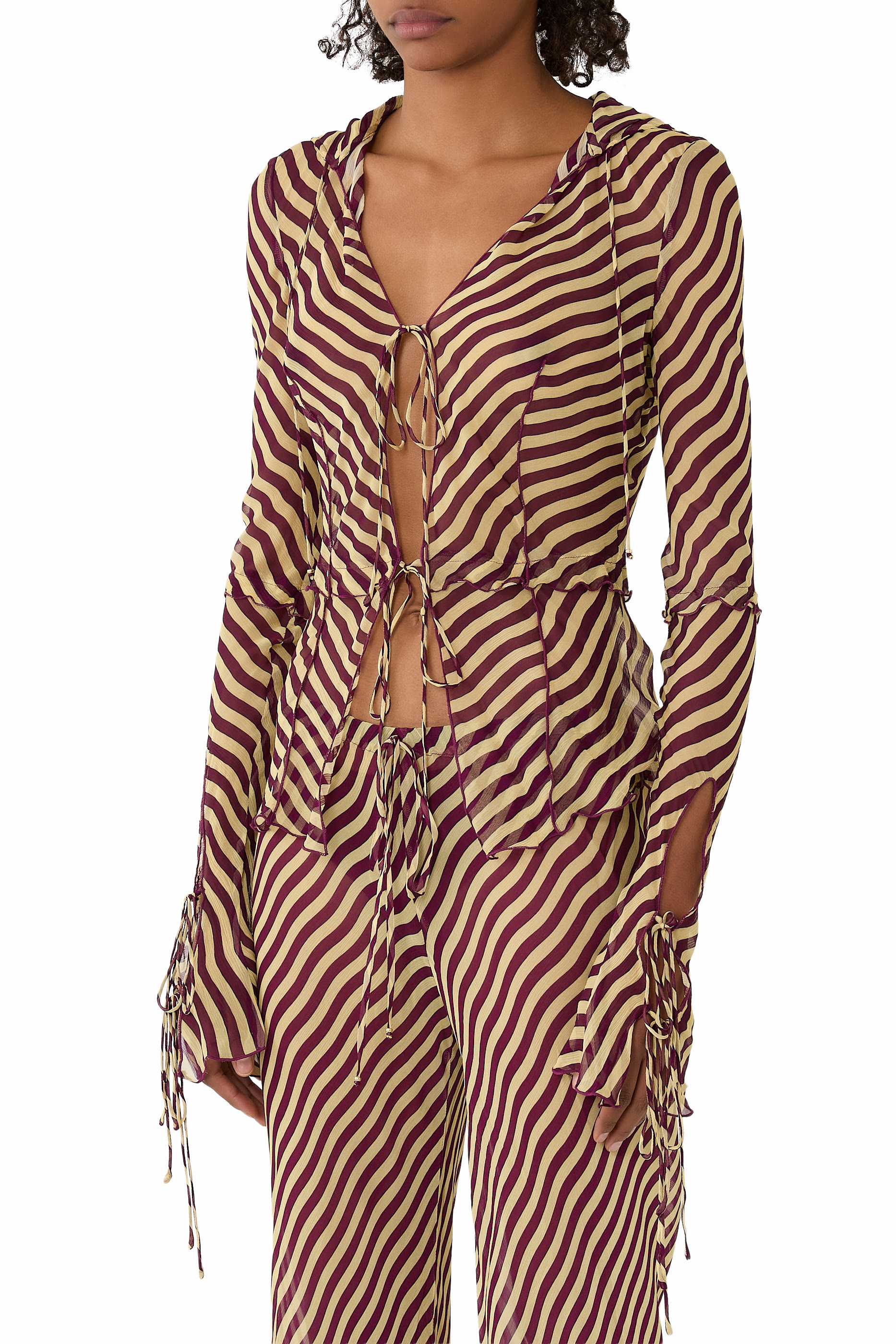 بلوزة بالونيا