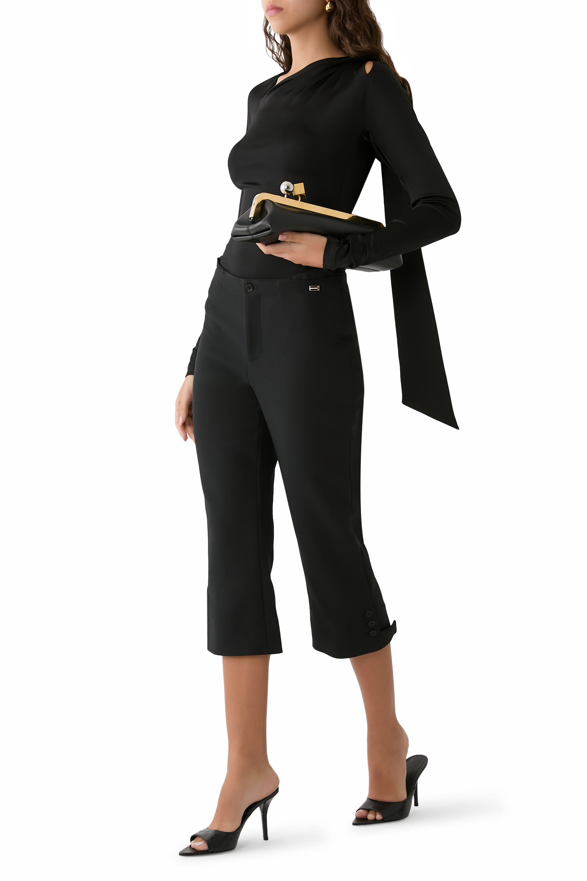 بلوزة بياقة مائلة جيرسيه