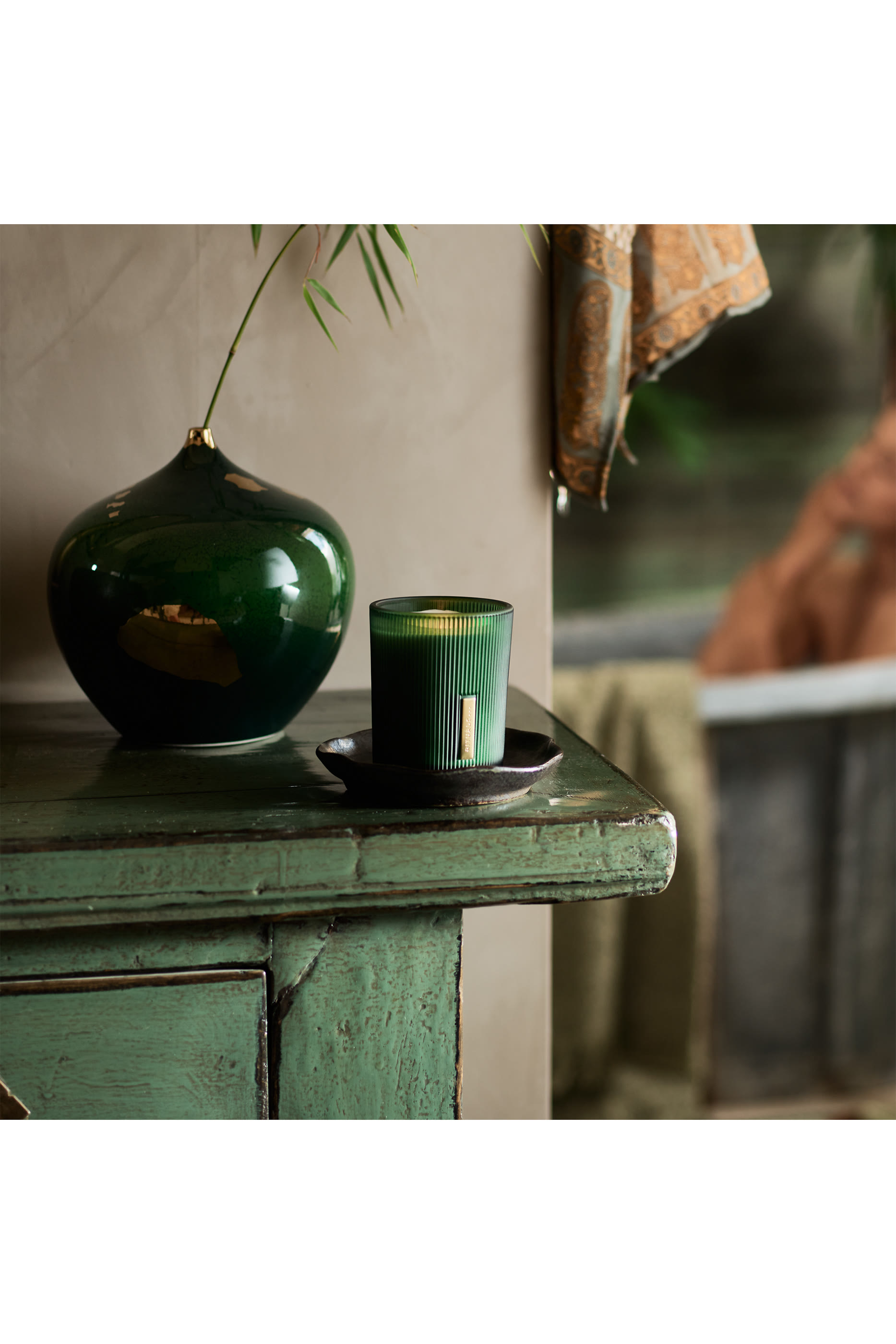 شمعة ذا ريتوال اوف جينج معطرة، 290 غرام