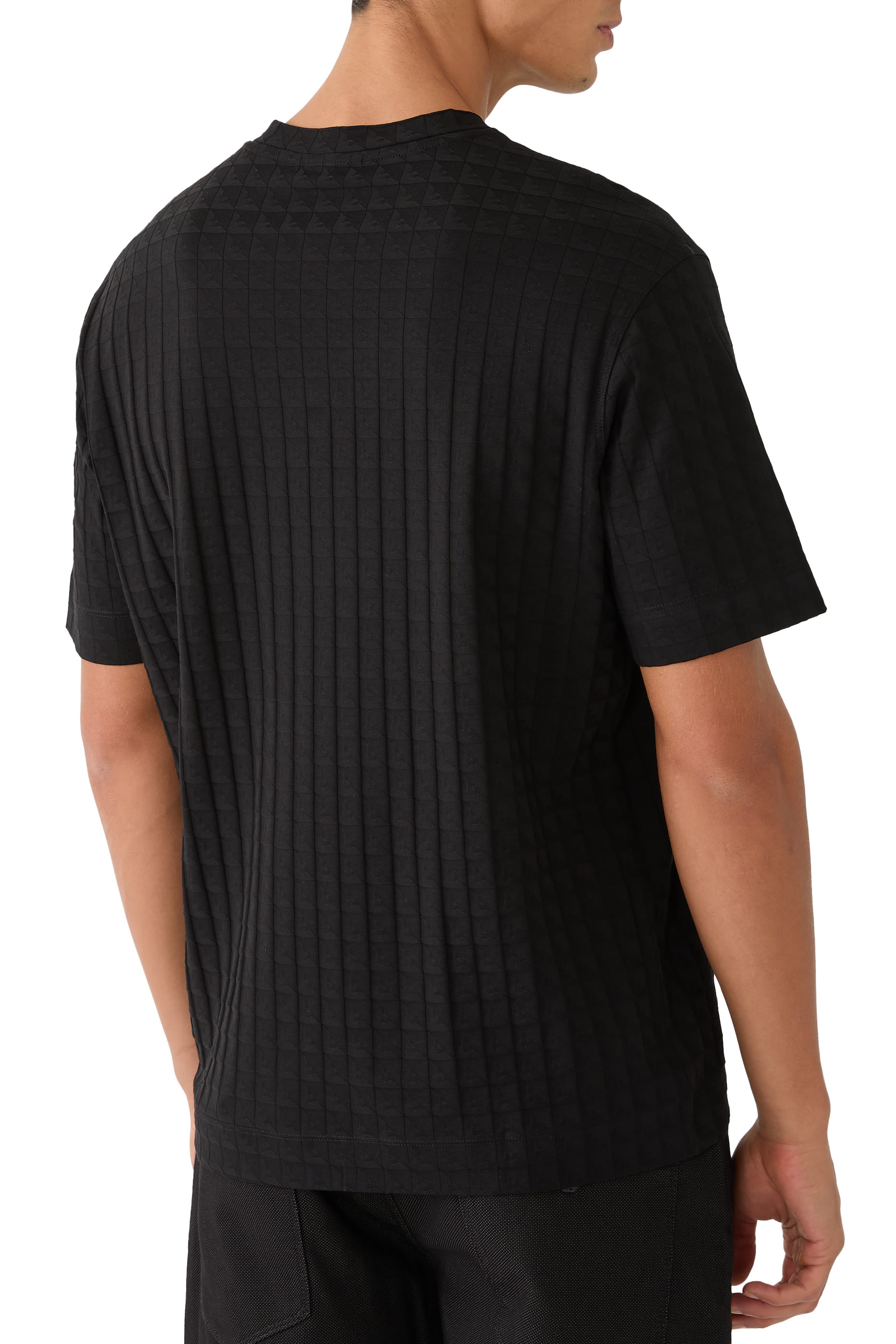 تيشيرت بشعار النسر بحجم صغير