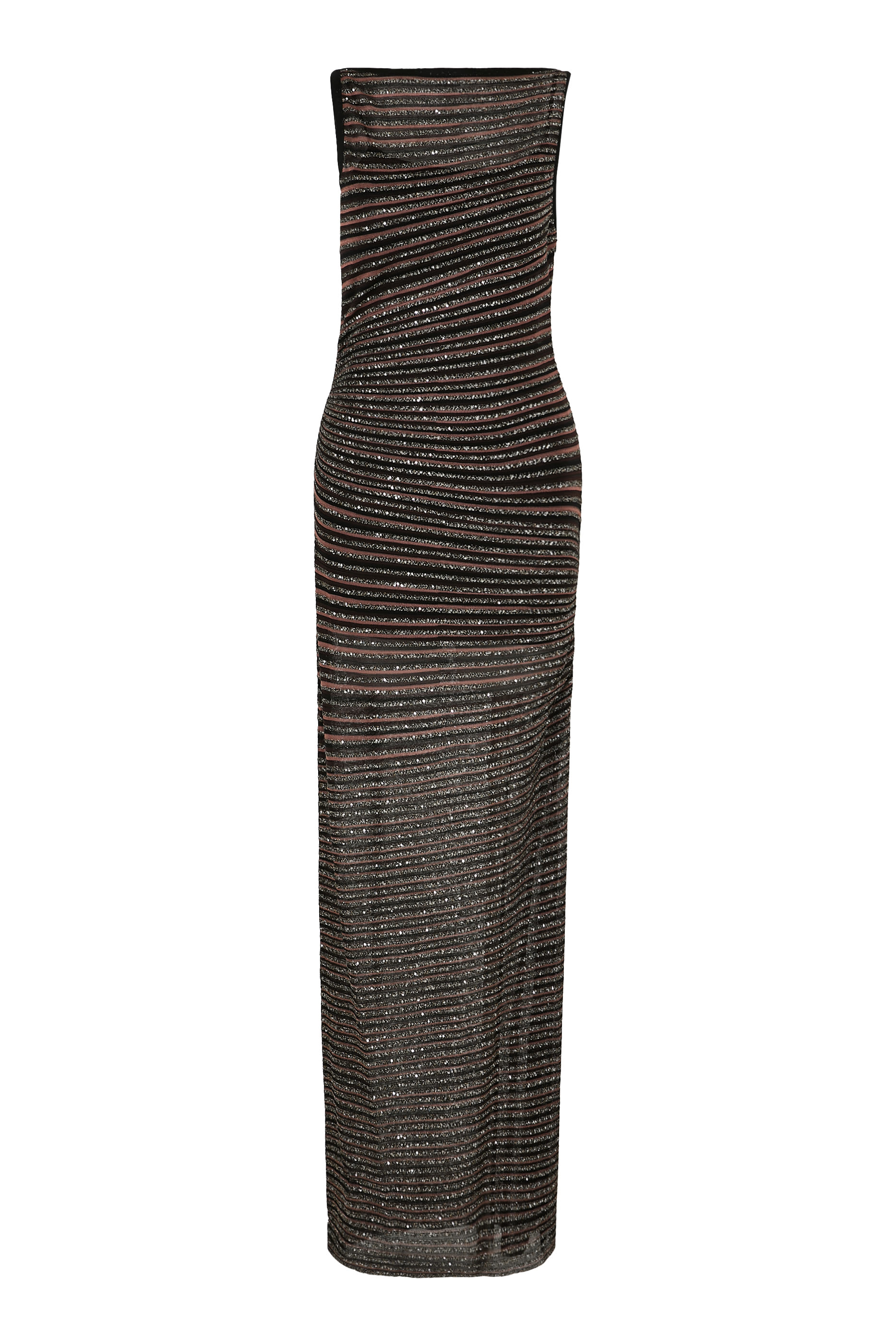 فستان طويل بياقة قارب