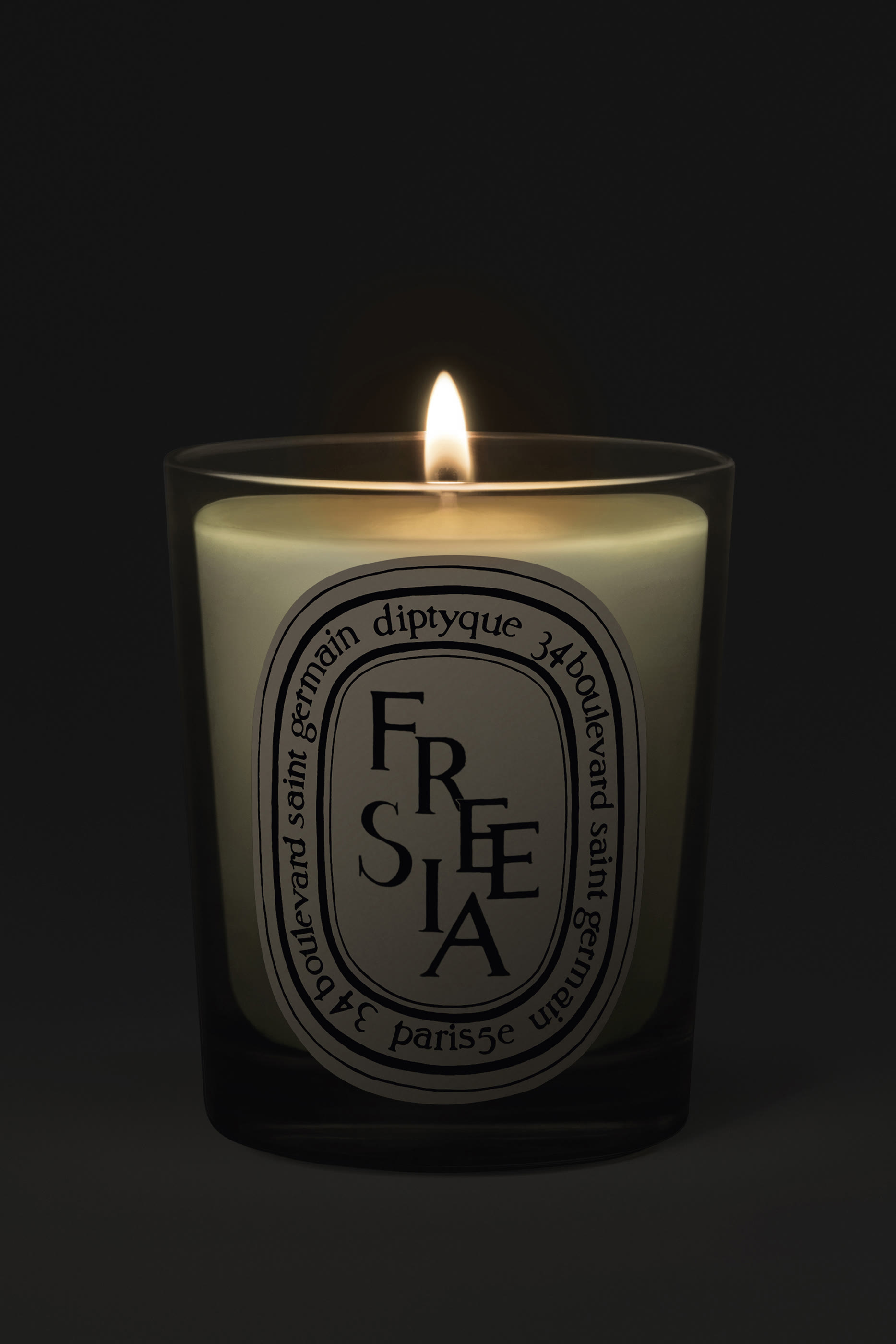 شمعة فريزيا