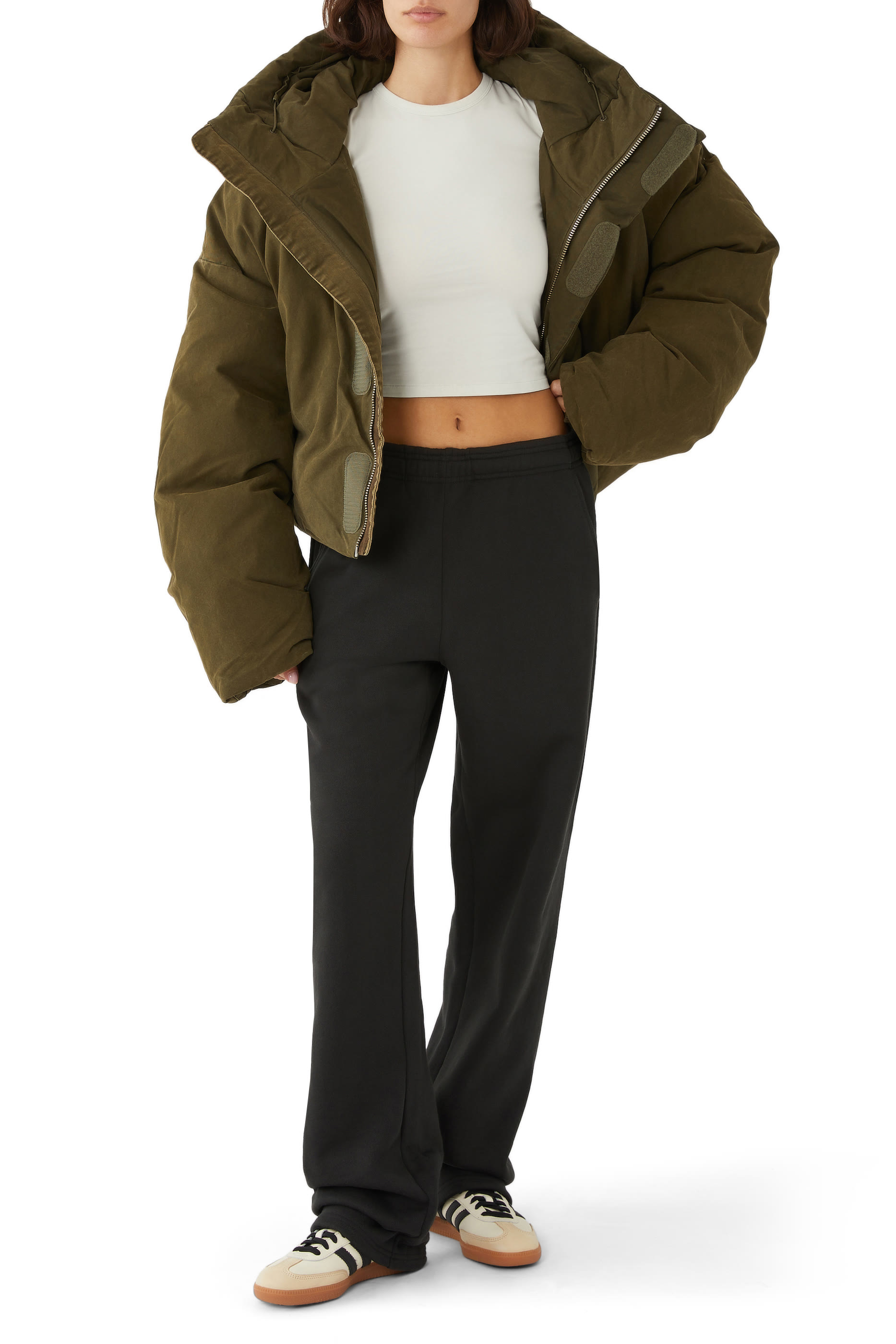 تيشيرت قصير