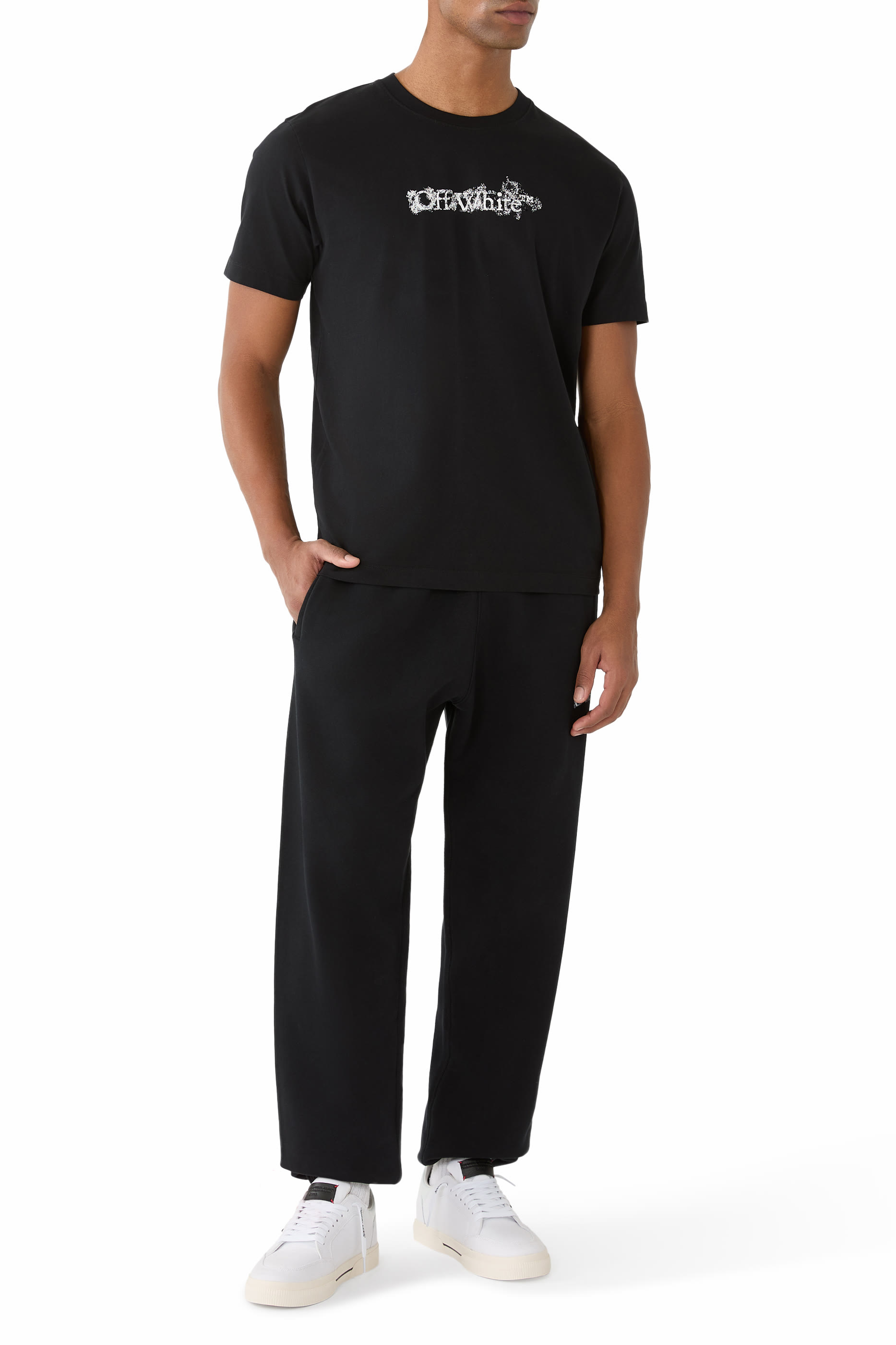 تيشيرت هيرالديك بقصة ضيقة بشعار السهم