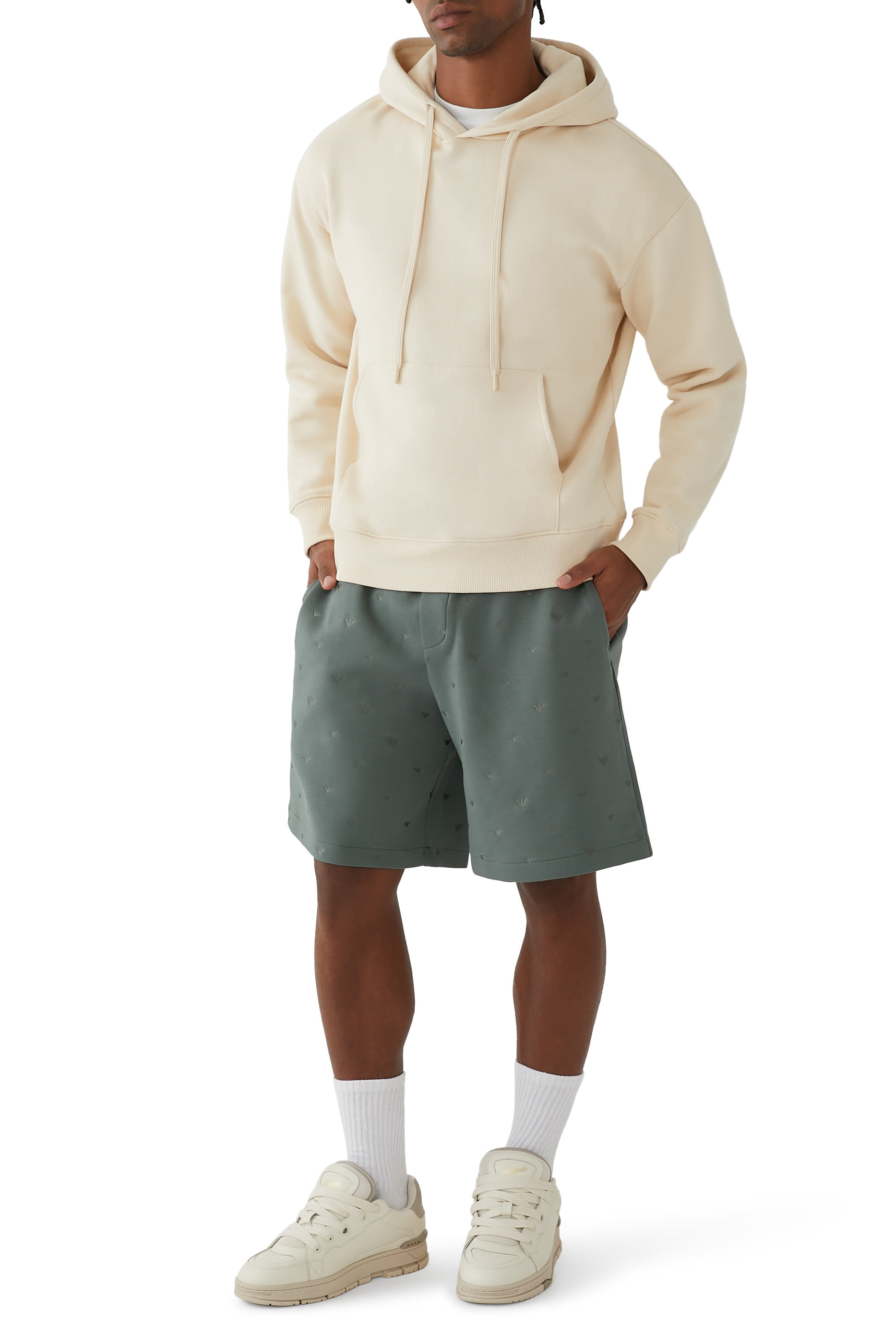 شورت جيرسيه مزين كليا بشعار الماركة