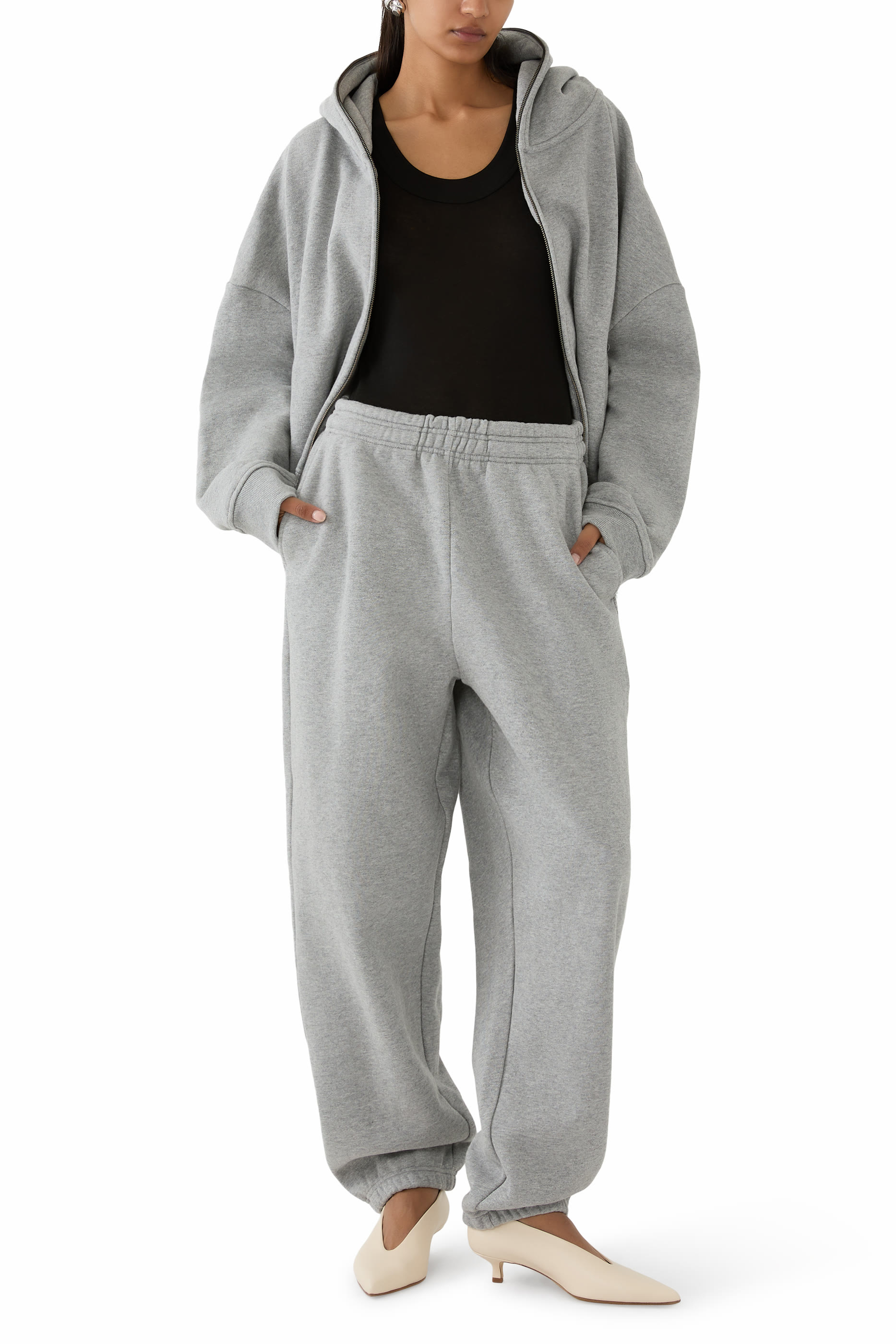 بودي سوت بياقة مستديرة