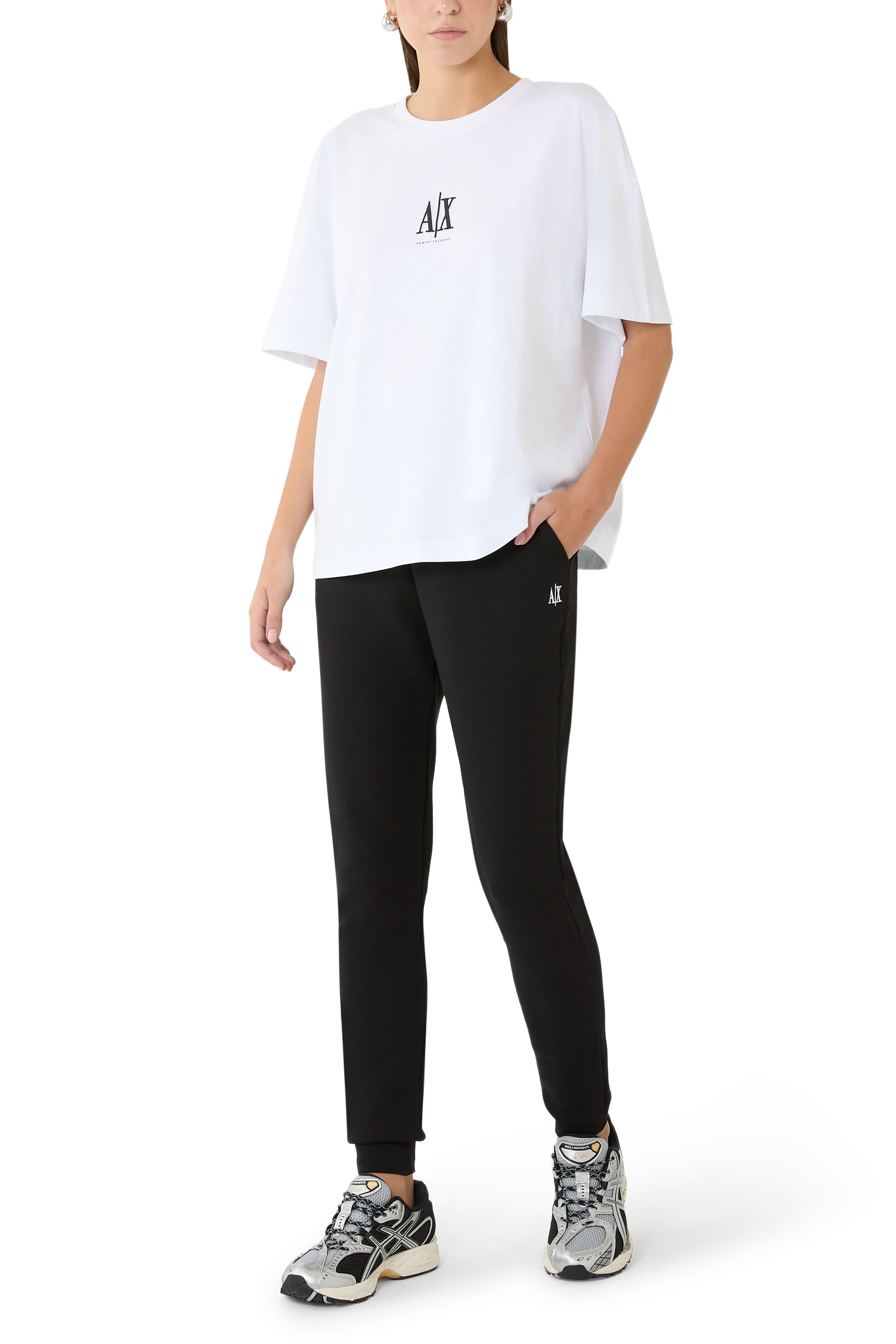 تيشيرت بشعار الماركة